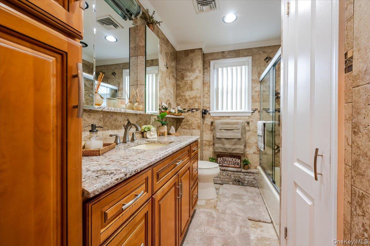 Single Family Mahan Bronx, NY 10461, MLS-924403-18