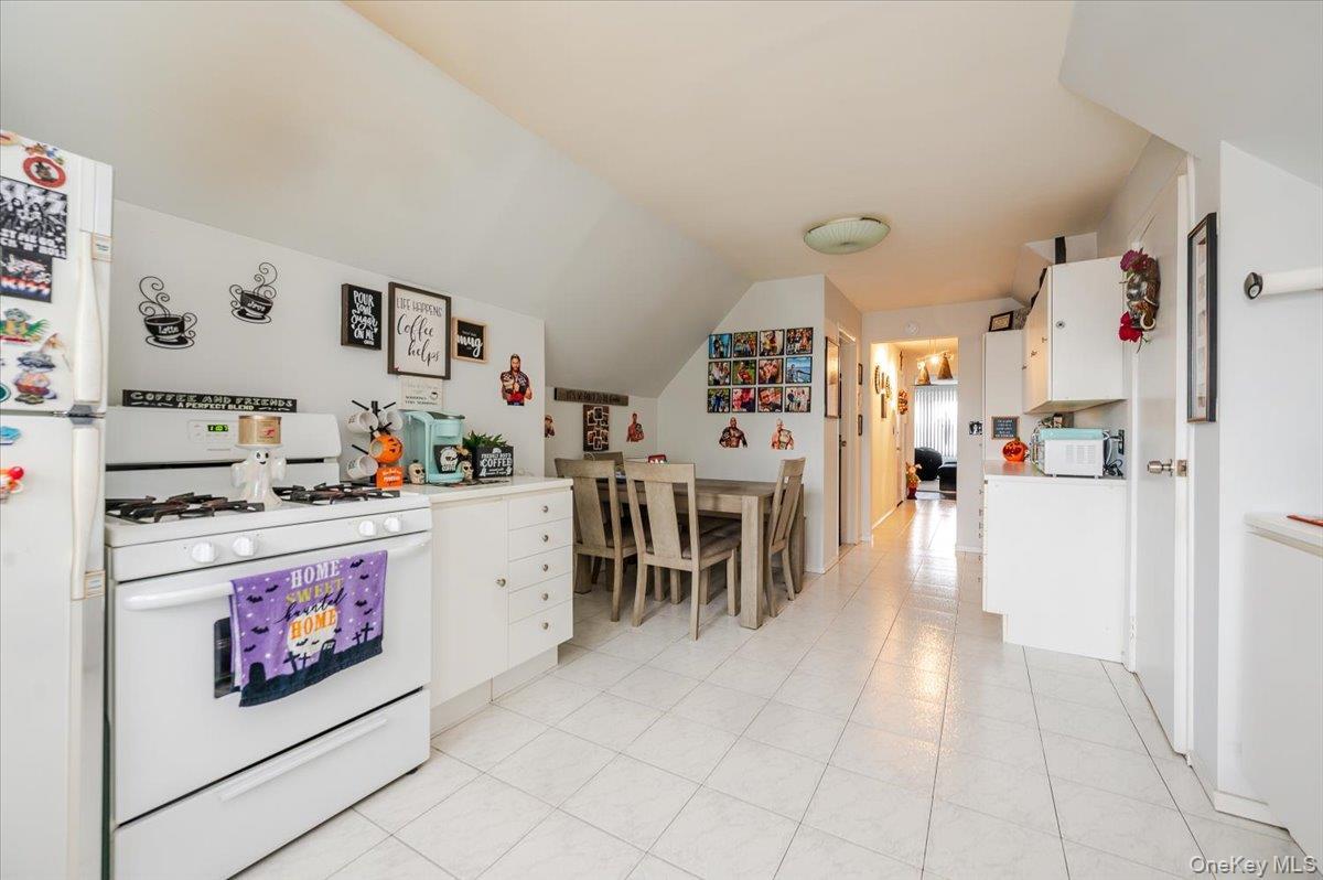 Single Family Mahan Bronx, NY 10461, MLS-924403-34