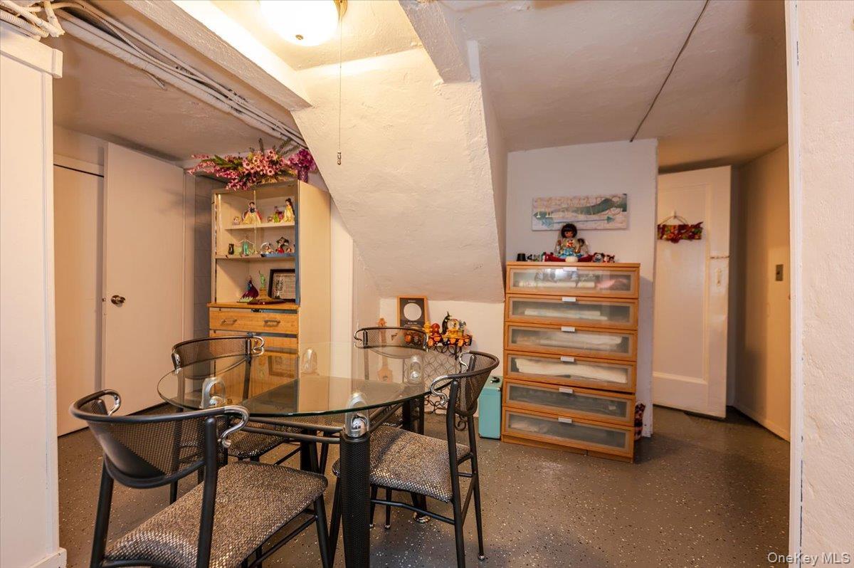 Single Family Mahan Bronx, NY 10461, MLS-924403-40