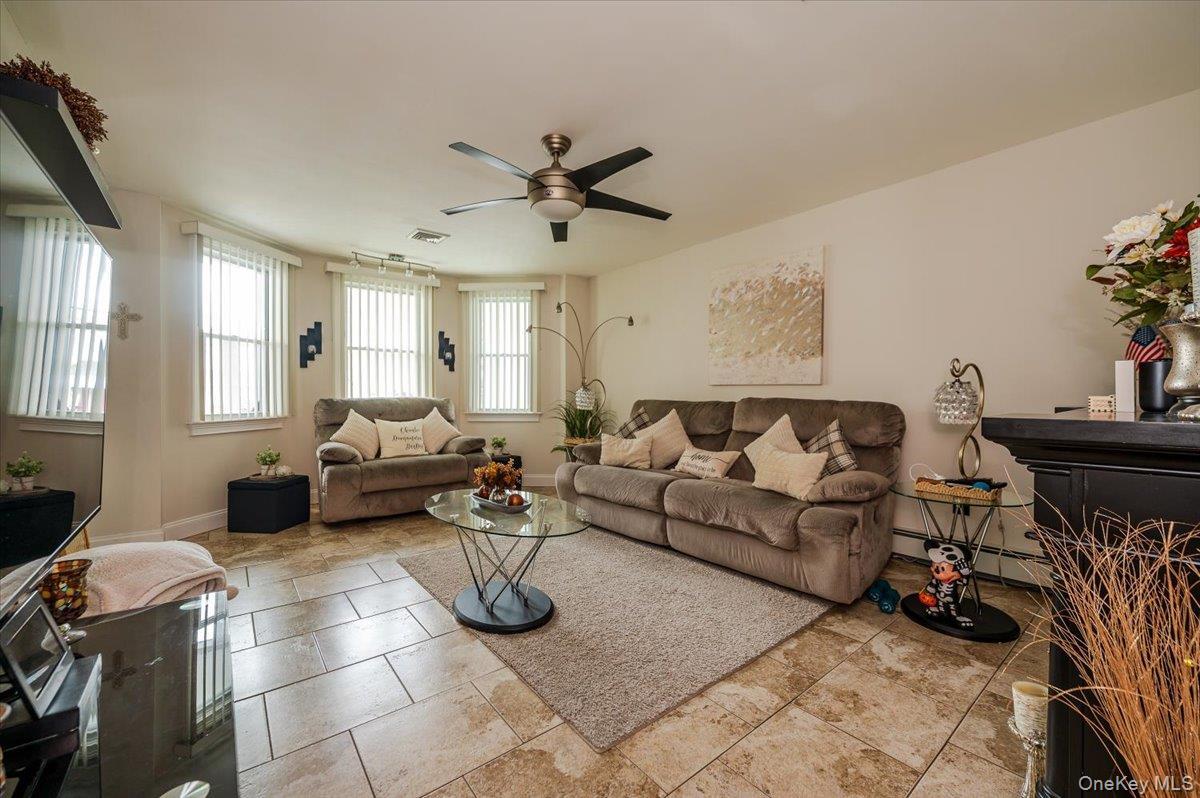 Single Family Mahan Bronx, NY 10461, MLS-924403-6