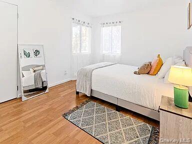 Single Family School  Suffolk County, NY 11946, MLS-924405-16