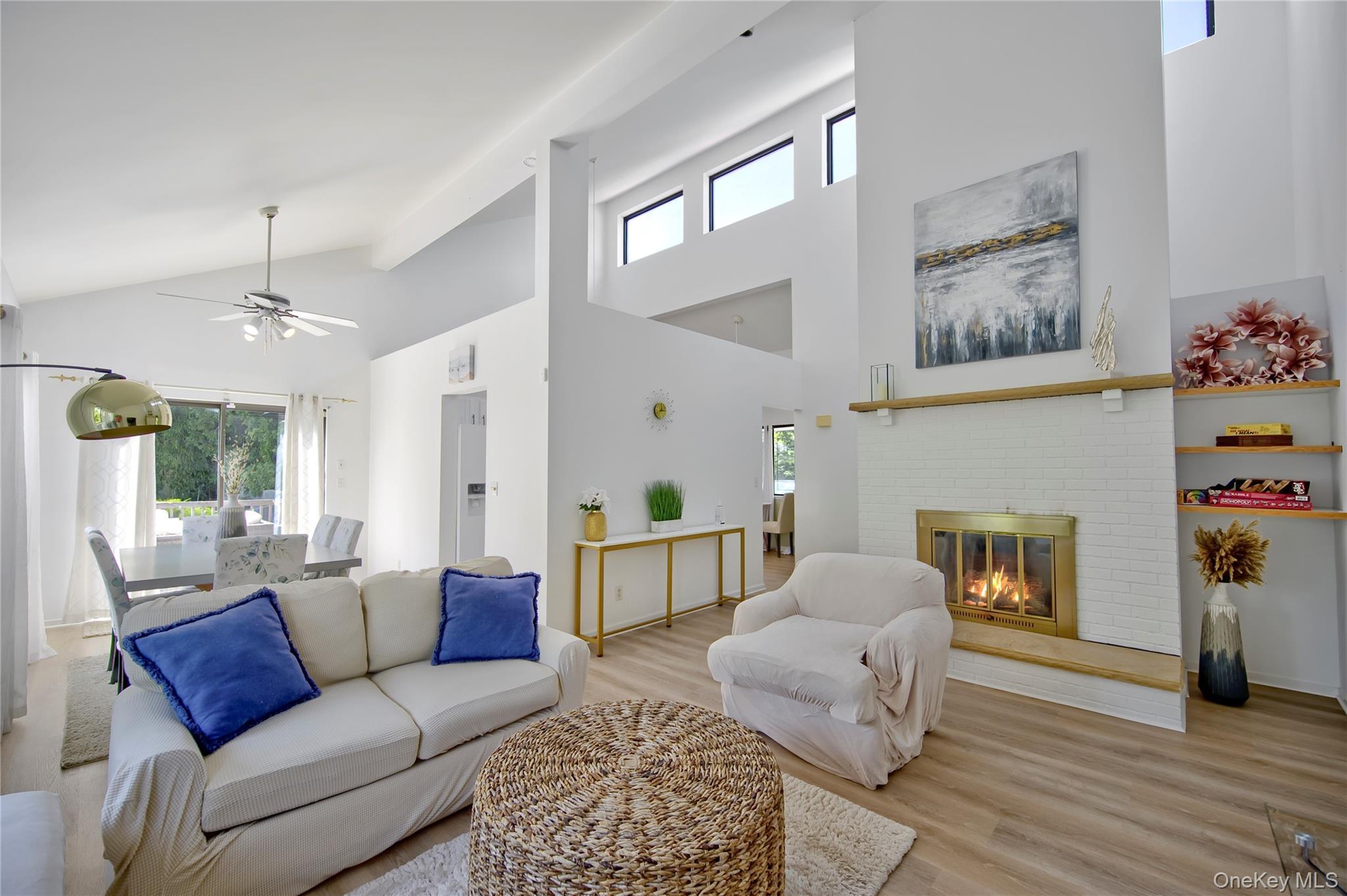 Single Family School  Suffolk County, NY 11946, MLS-924405-3