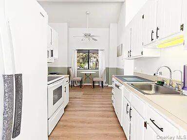 Single Family School  Suffolk County, NY 11946, MLS-924405-8