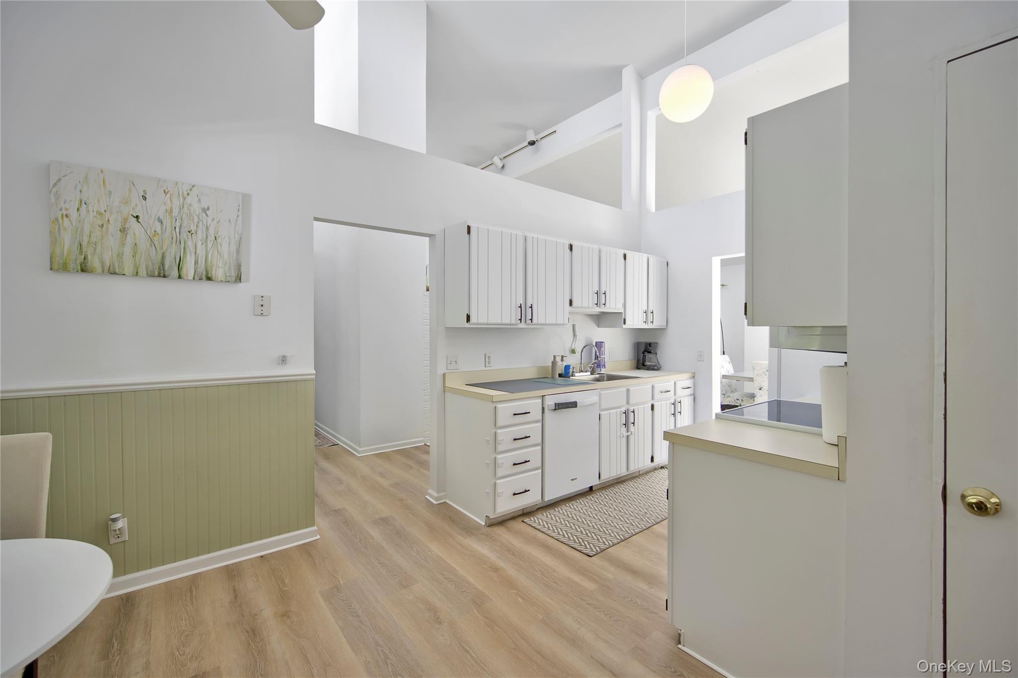 Single Family School  Suffolk County, NY 11946, MLS-924405-9