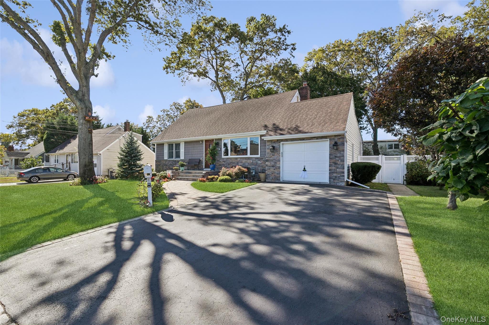 Single Family 11th  Suffolk County, NY 11729, MLS-924413-2