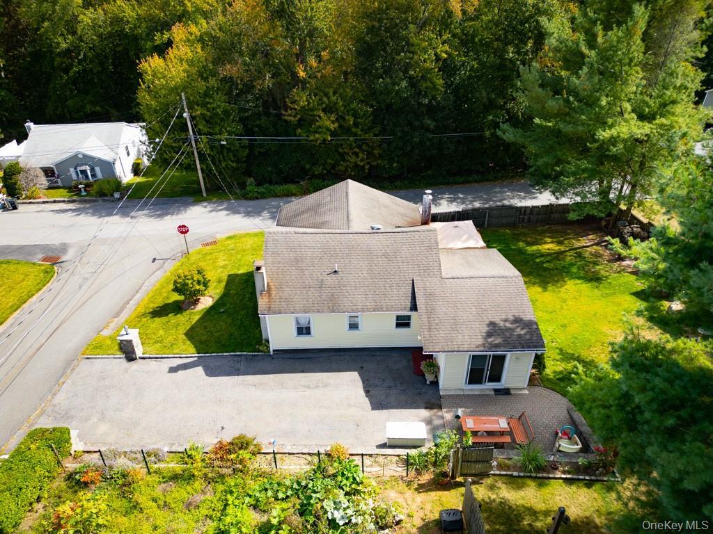 Single Family Dellacona Putnam County, NY 10512, MLS-924417-37