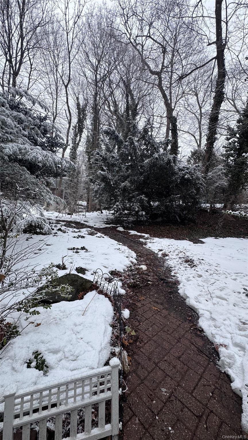 Single Family Overlook  Suffolk County, NY 11743, MLS-924433-17