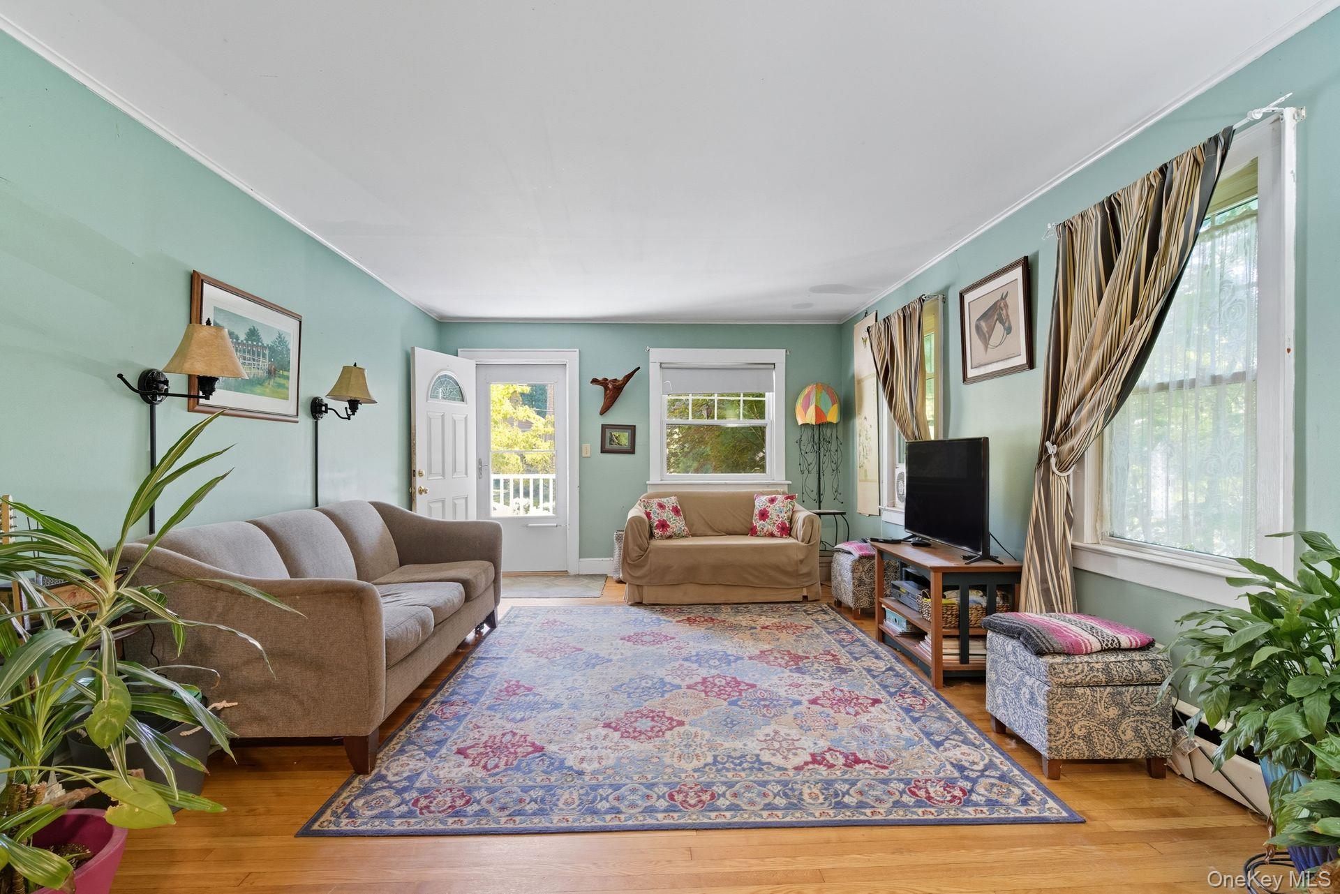 Single Family Overlook  Suffolk County, NY 11743, MLS-924433-3