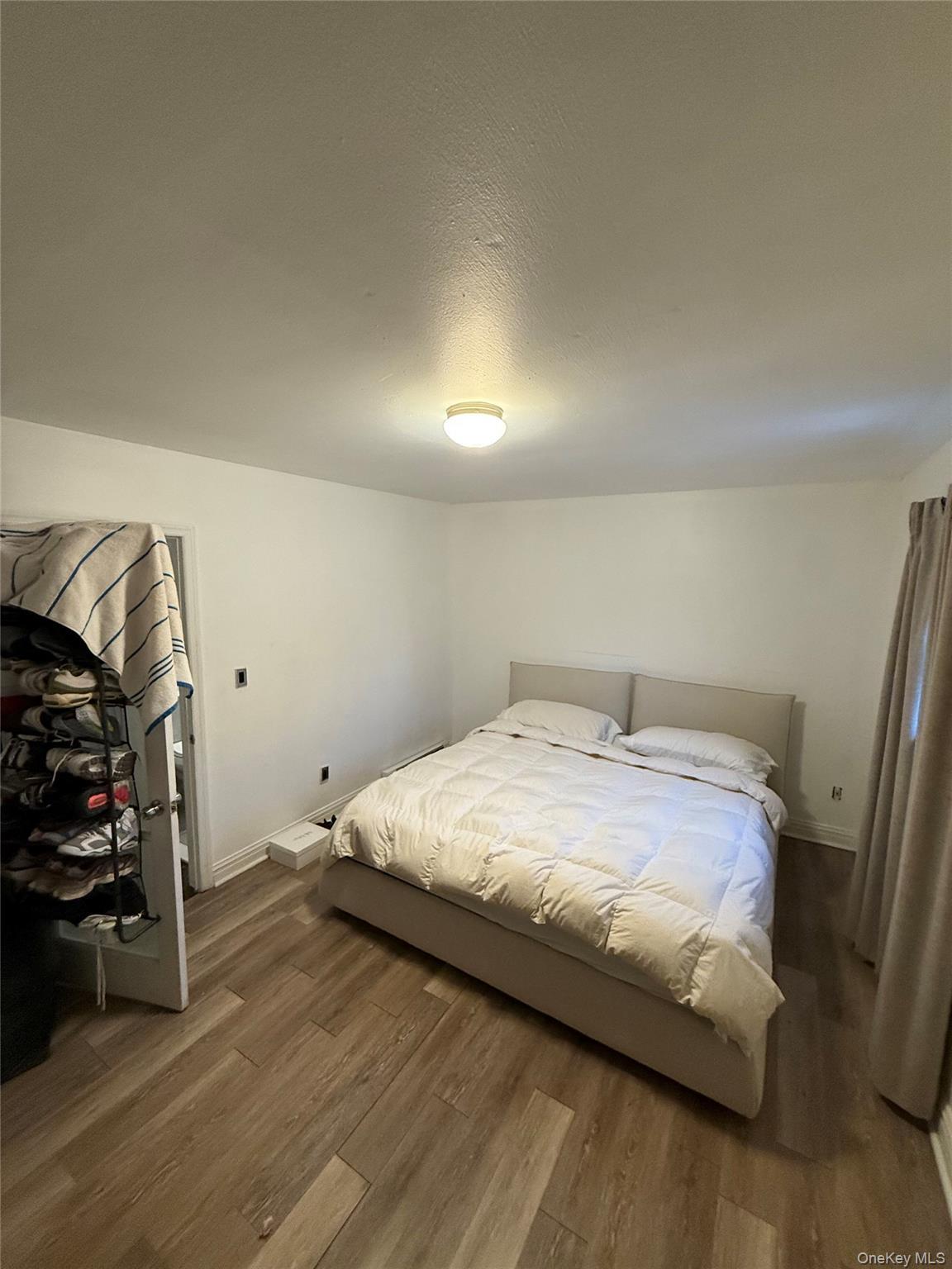 Single Family Howe  Bronx, NY 10473, MLS-924459-20