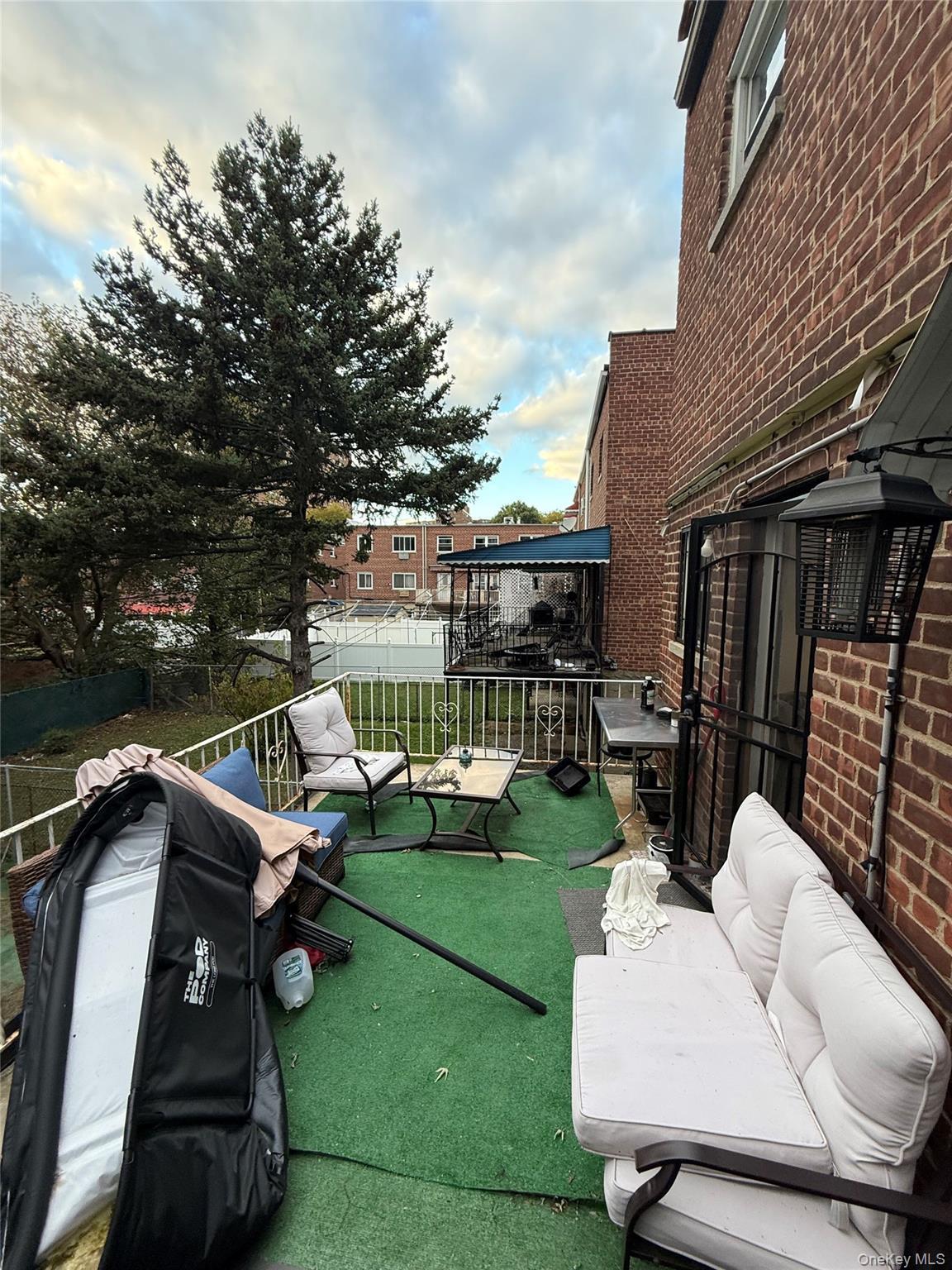 Single Family Howe  Bronx, NY 10473, MLS-924459-23