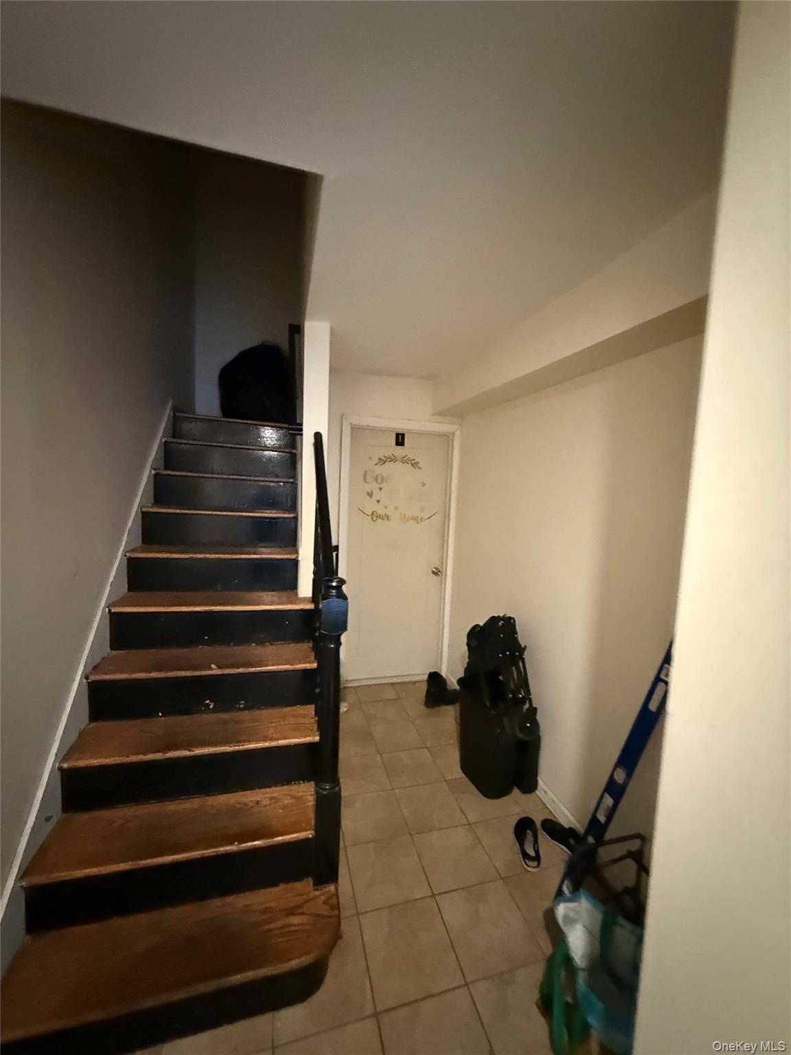 Single Family Howe  Bronx, NY 10473, MLS-924459-25