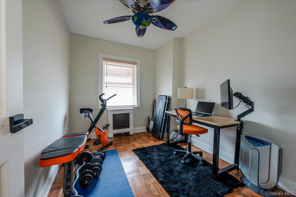 Single Family Waterbury Bronx, NY 10461, MLS-924464-11