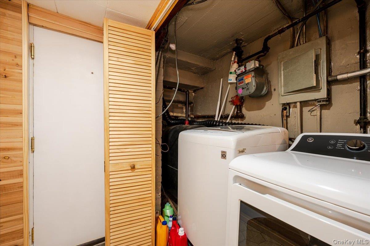 Single Family Waterbury Bronx, NY 10461, MLS-924464-17