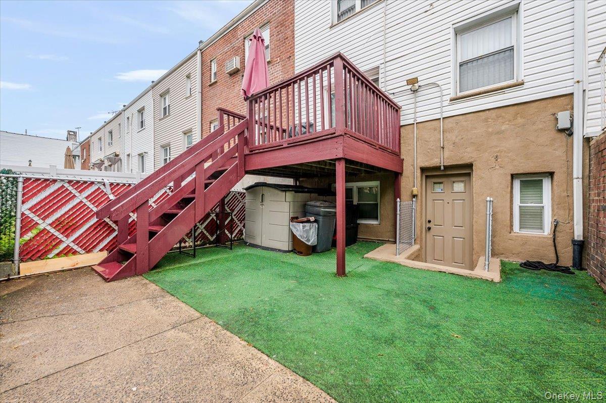 Single Family Waterbury Bronx, NY 10461, MLS-924464-19