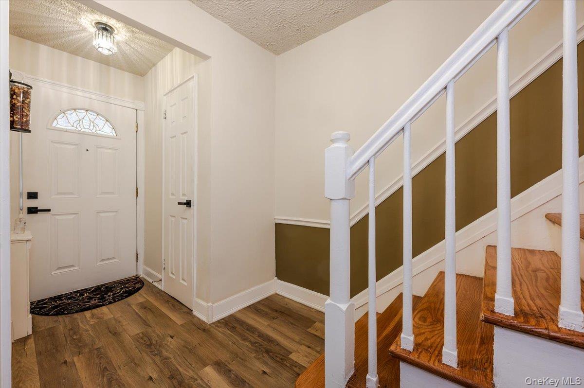 Single Family Waterbury Bronx, NY 10461, MLS-924464-2