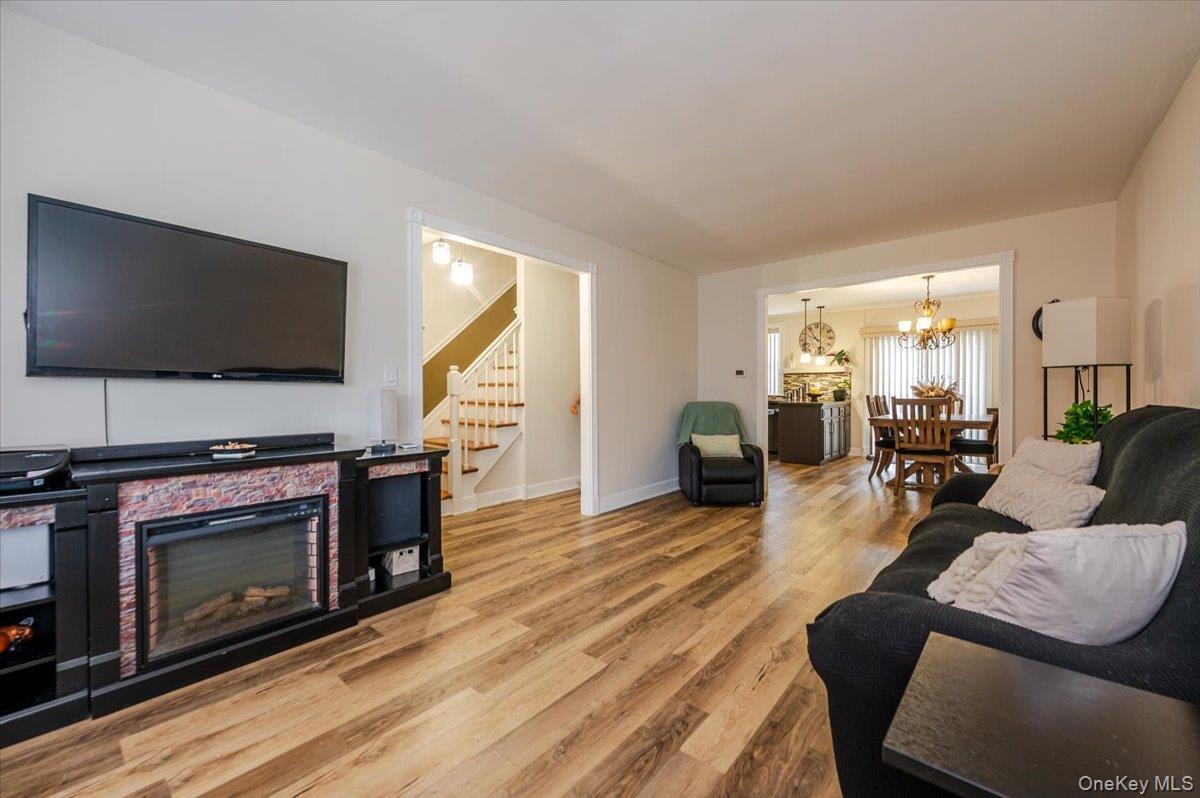 Single Family Waterbury Bronx, NY 10461, MLS-924464-5