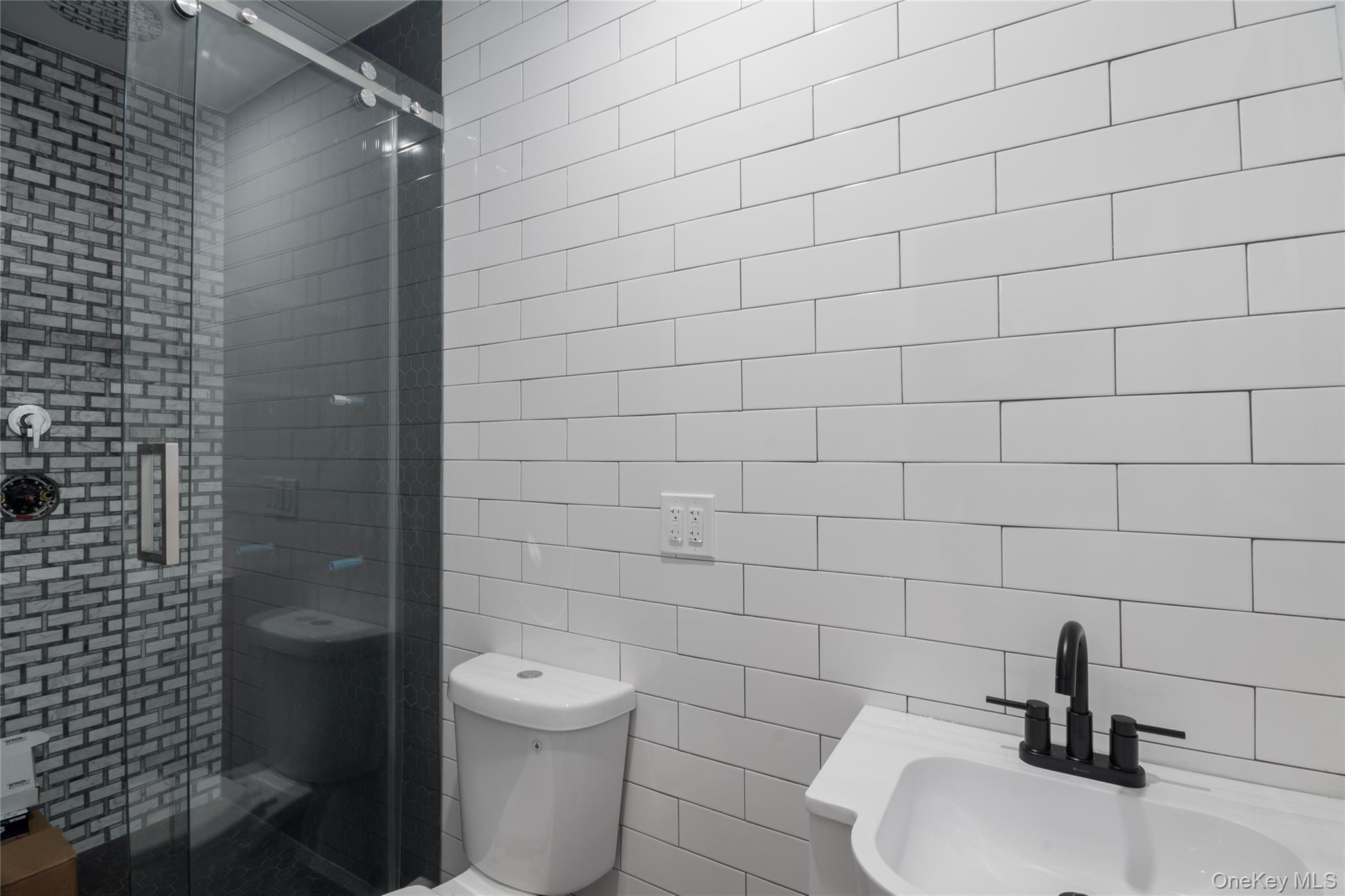 Single Family Birch Hollow  Suffolk County, NY 11967, MLS-924499-9