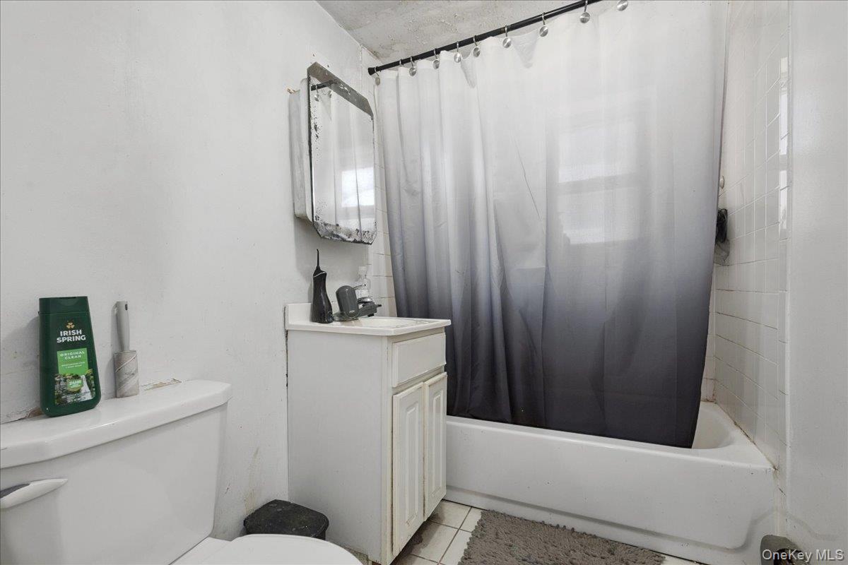 Single Family Broadway Nassau County, NY 11561, MLS-924516-18