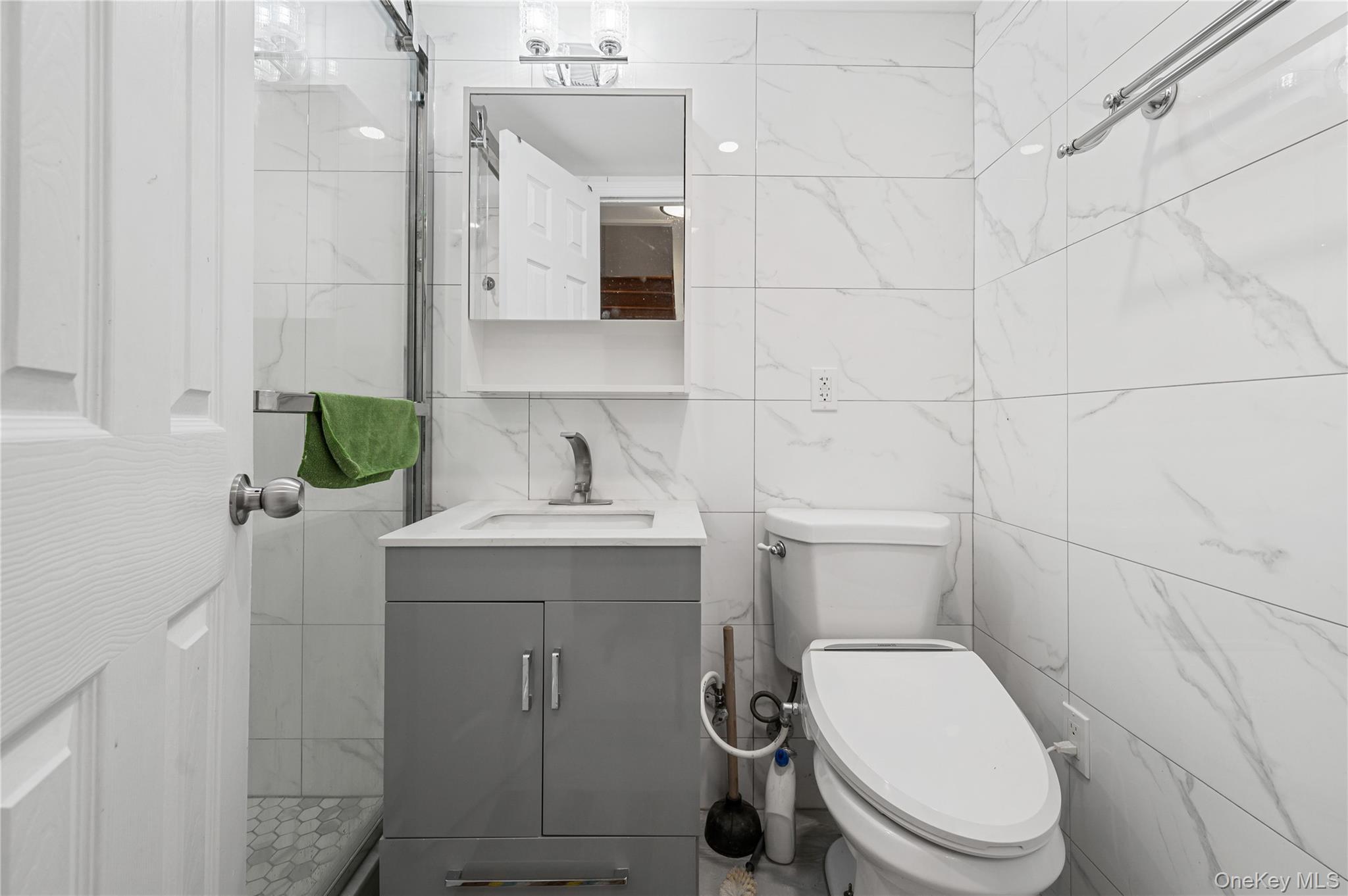 Single Family Peck  Queens, NY 11355, MLS-924517-9