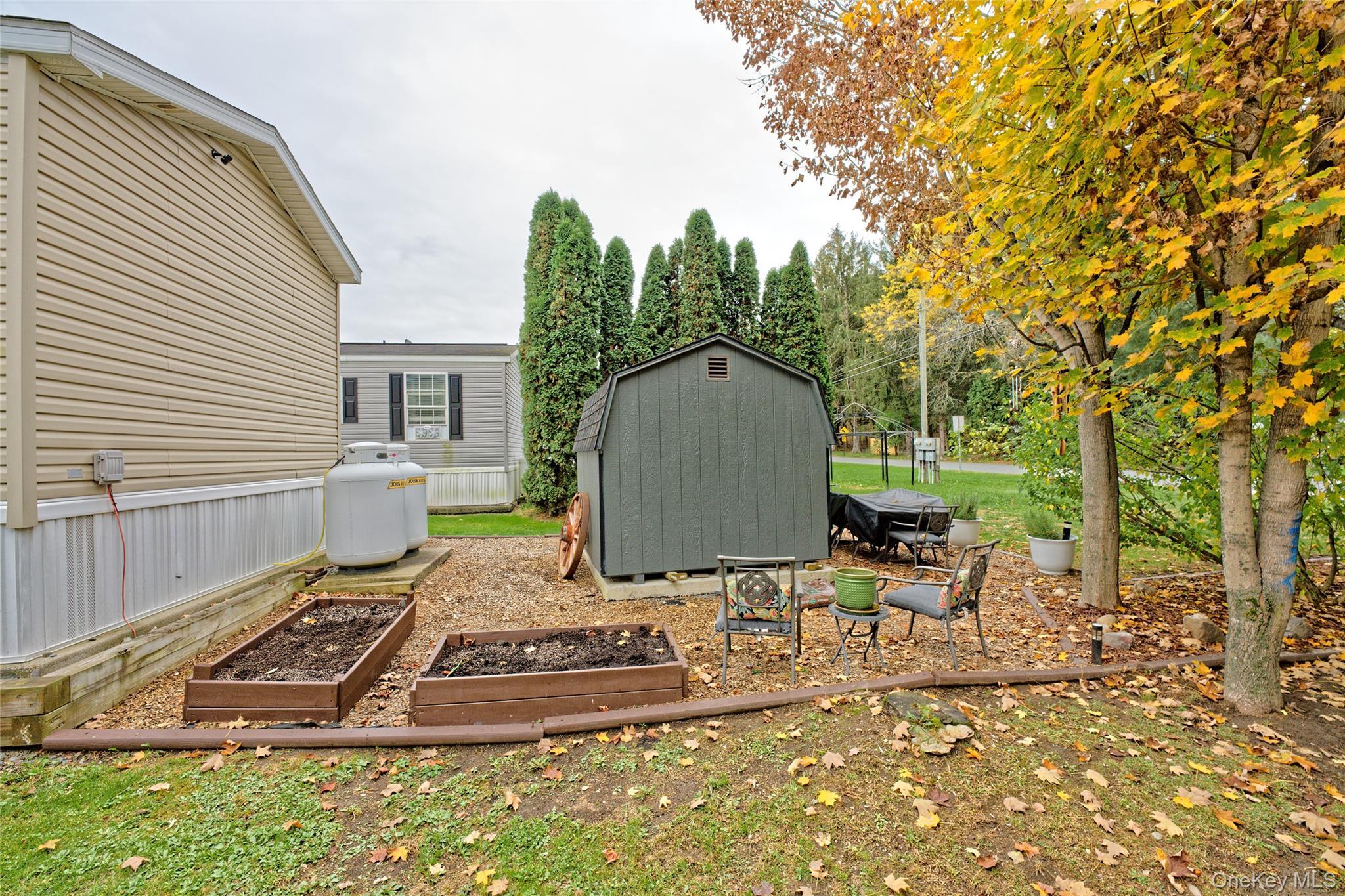 Single Family Matthew Dr, Castleton Out Of Area, NY 12033, MLS-924529-24