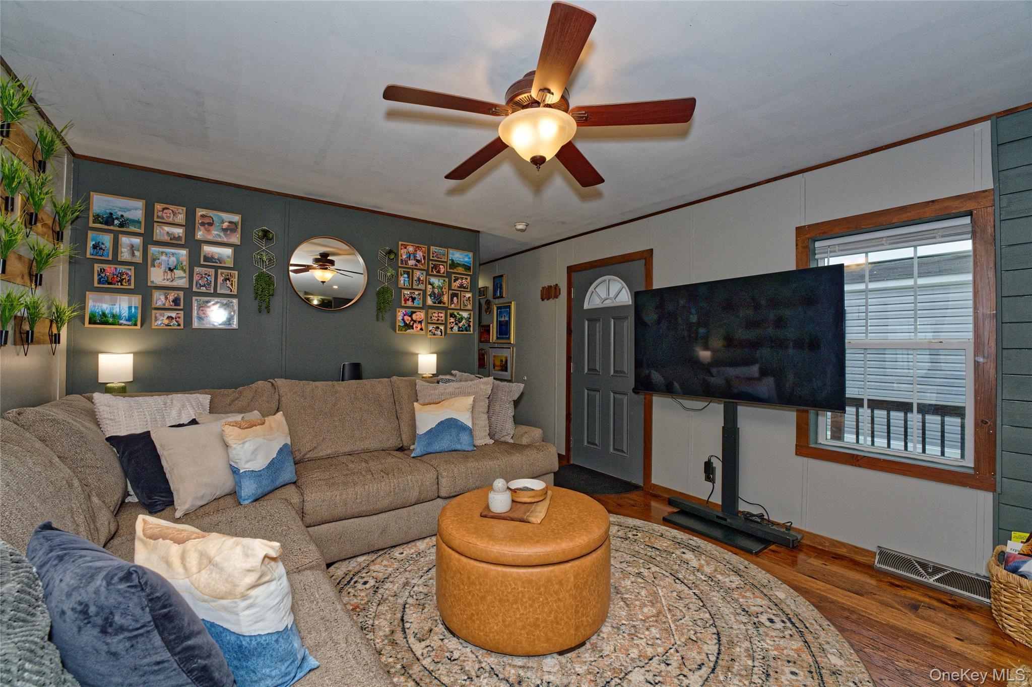 Single Family Matthew Dr, Castleton Out Of Area, NY 12033, MLS-924529-7