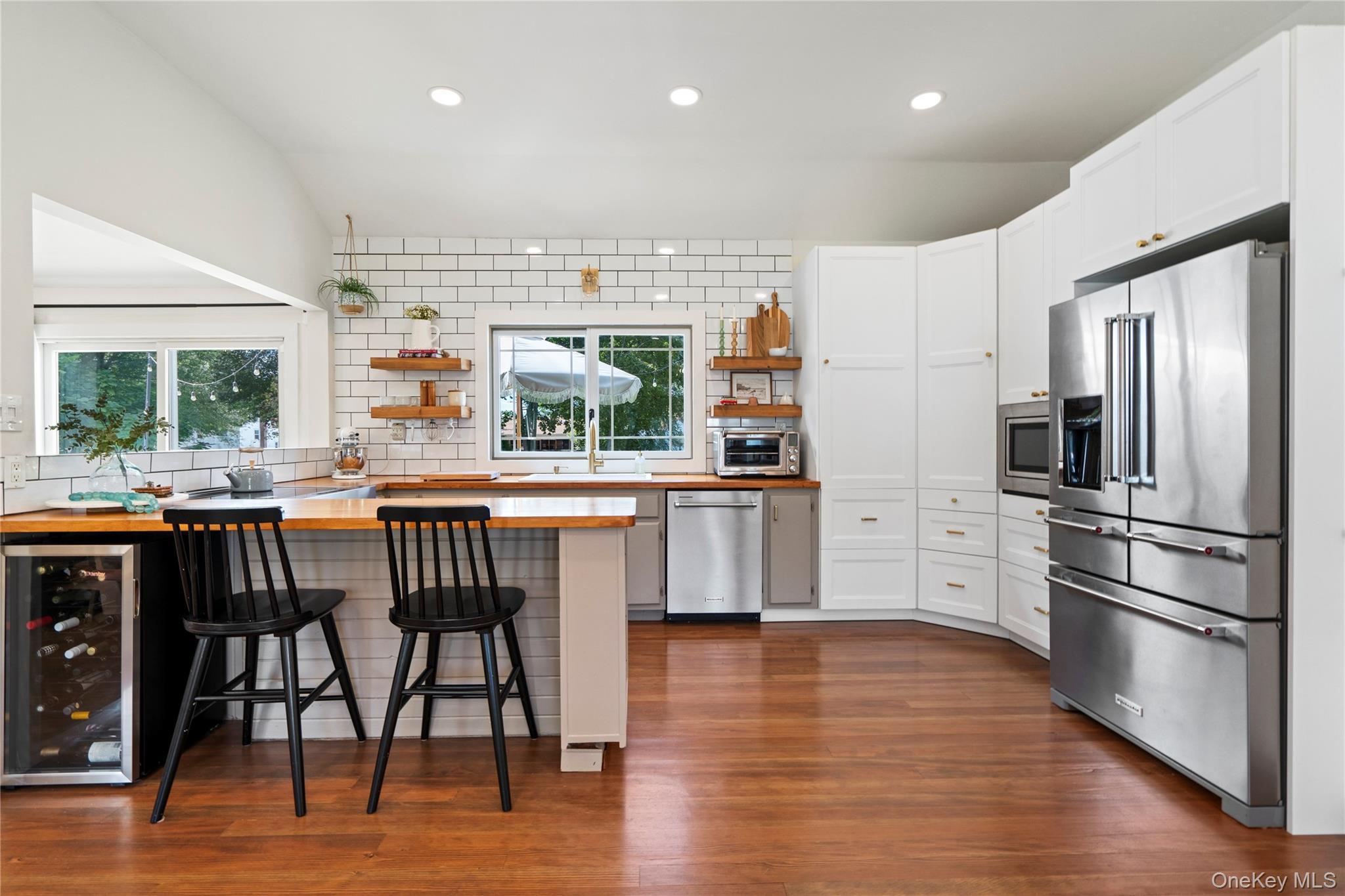 Single Family Bay  Suffolk County, NY 11772, MLS-924549-12