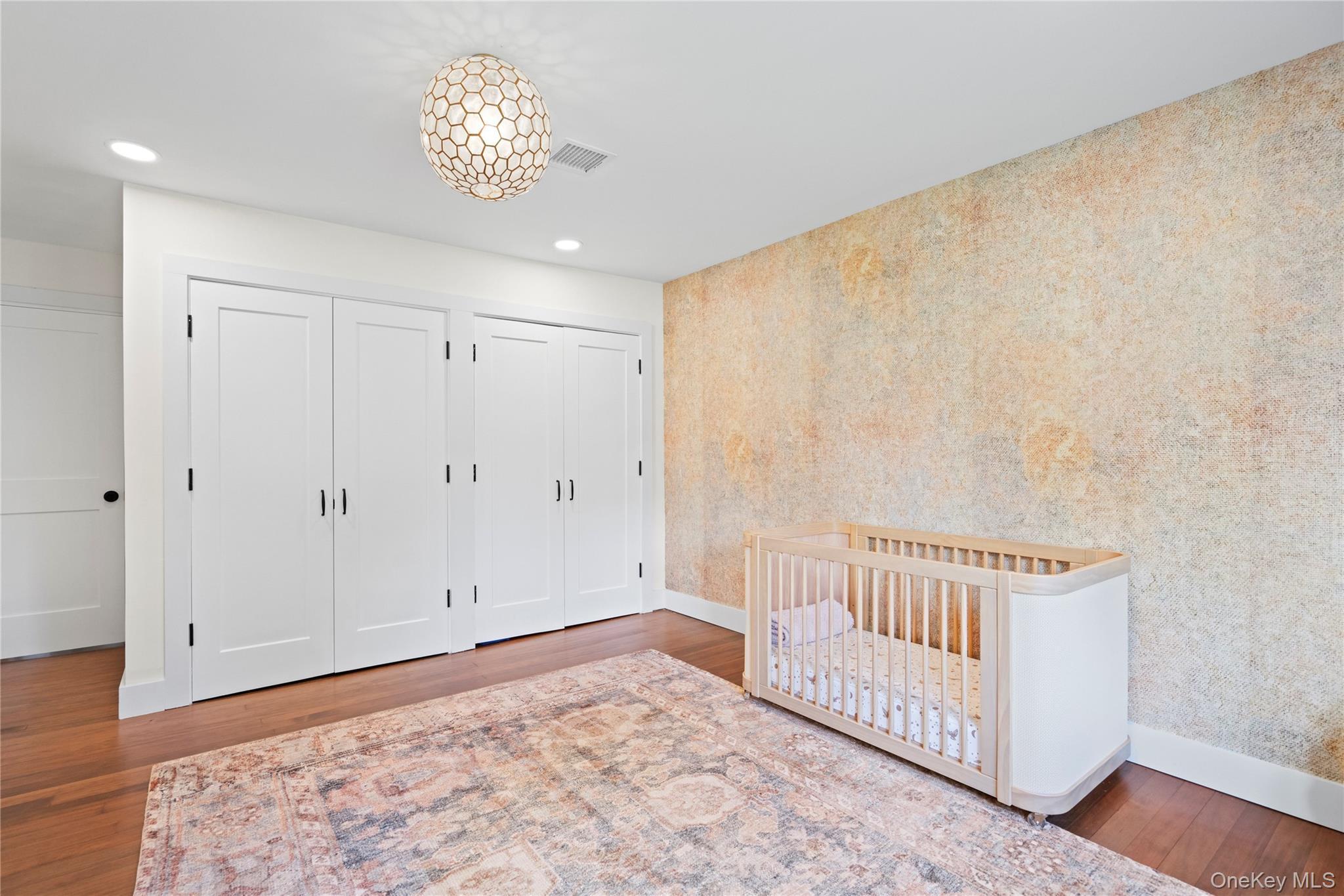 Single Family Bay  Suffolk County, NY 11772, MLS-924549-22