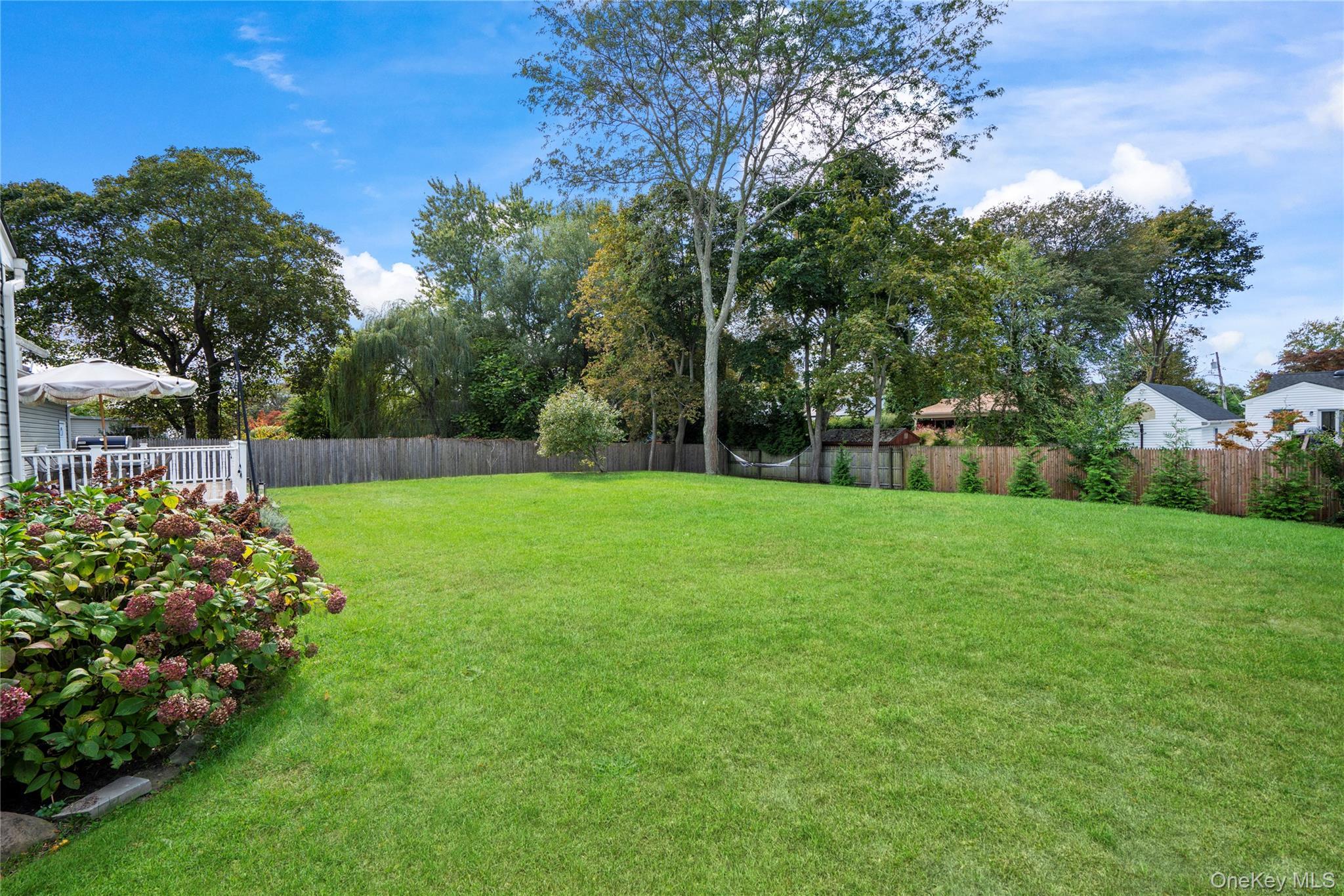 Single Family Bay  Suffolk County, NY 11772, MLS-924549-32