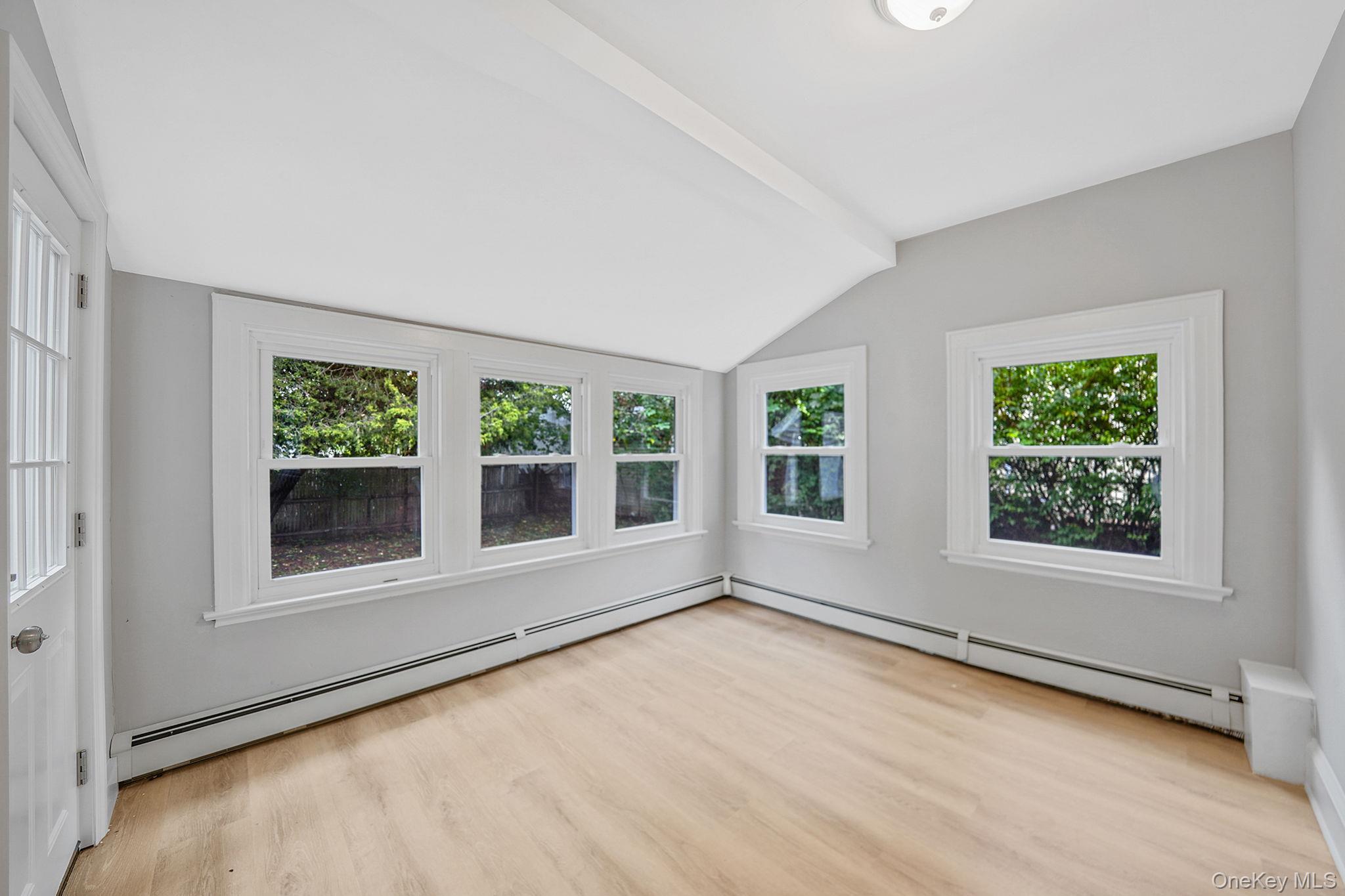 Single Family Duncan  Nassau County, NY 11550, MLS-924552-18