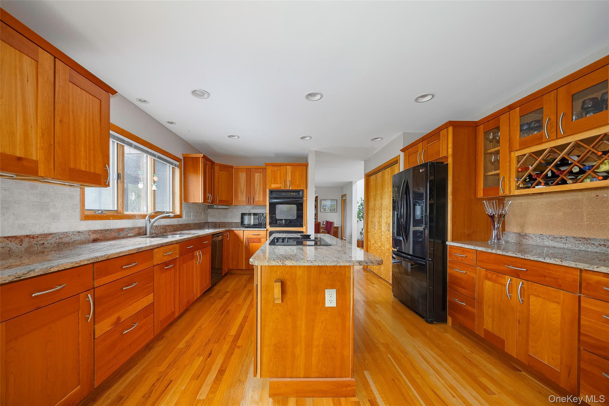 Single Family English Dutchess County, NY 12569, MLS-924564-2