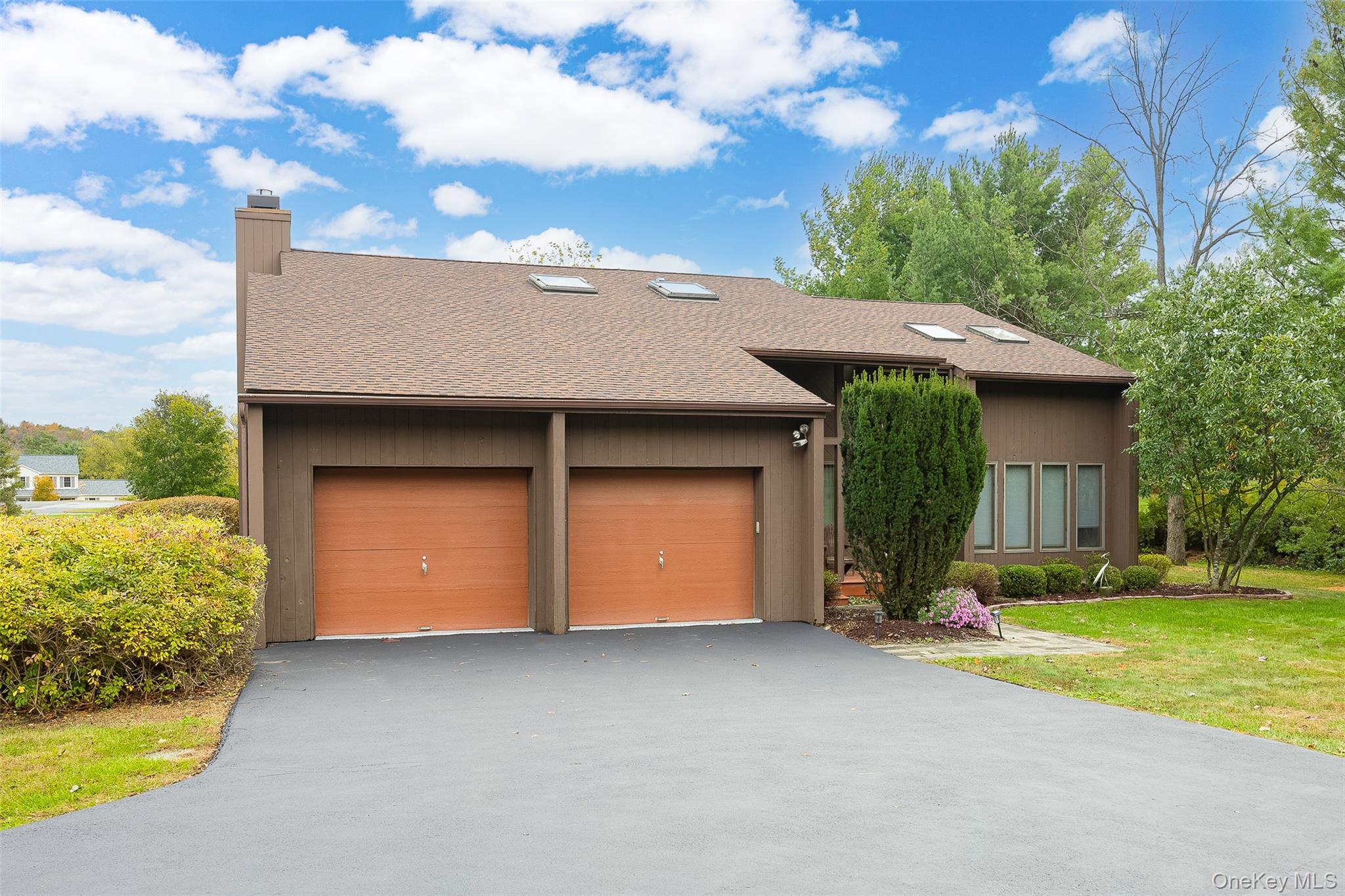 Single Family English Dutchess County, NY 12569, MLS-924564-28