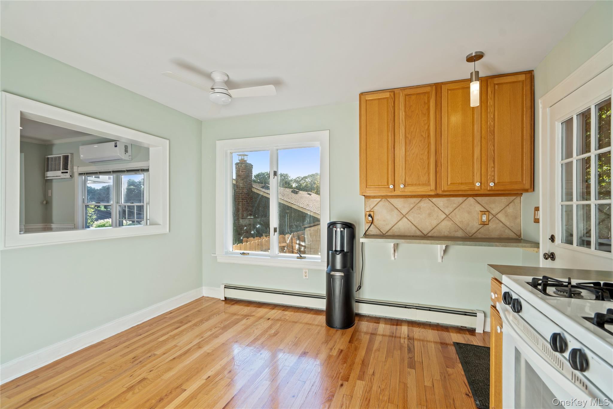 Single Family Dune Suffolk County, NY 11768, MLS-924594-15