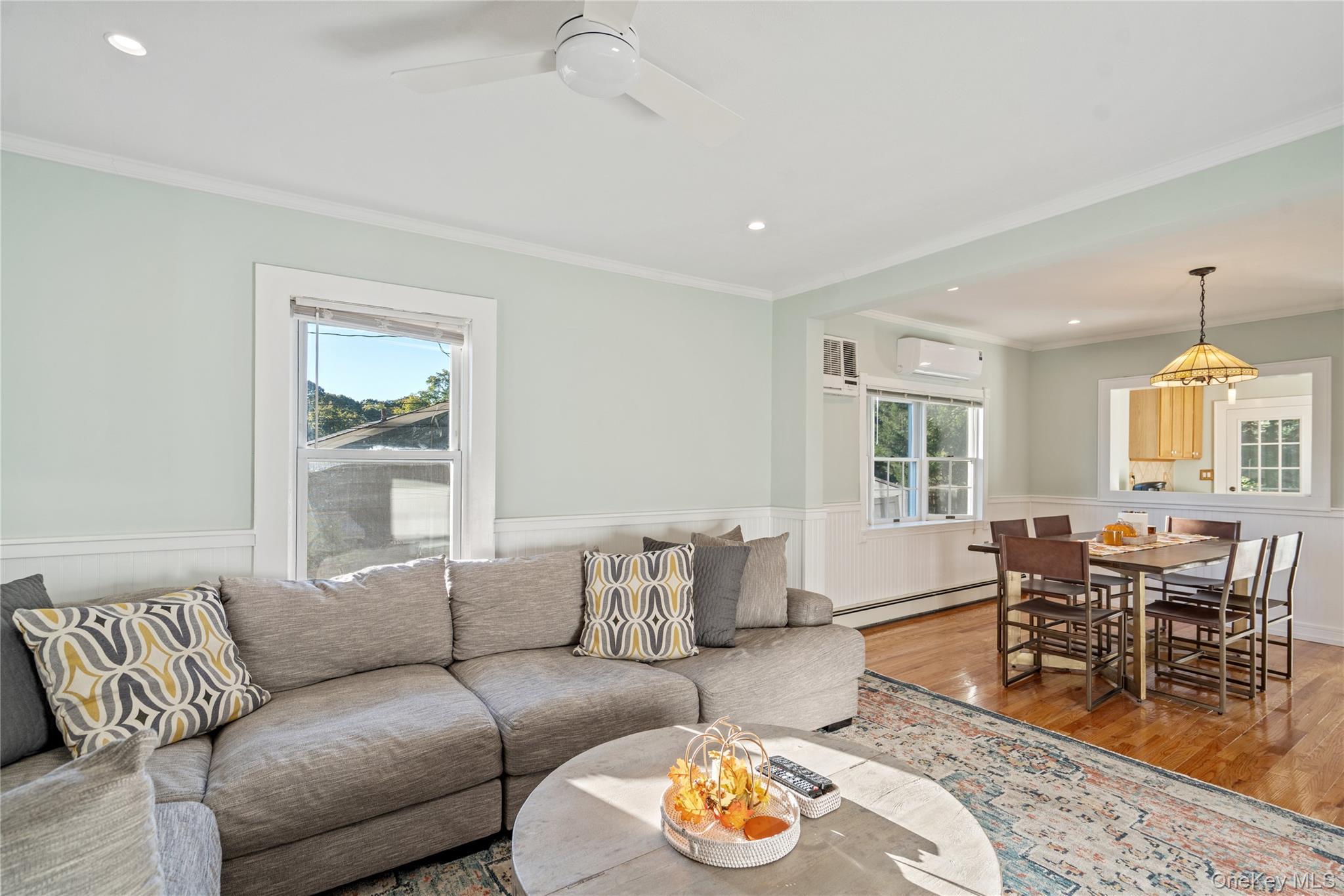 Single Family Dune Suffolk County, NY 11768, MLS-924594-5