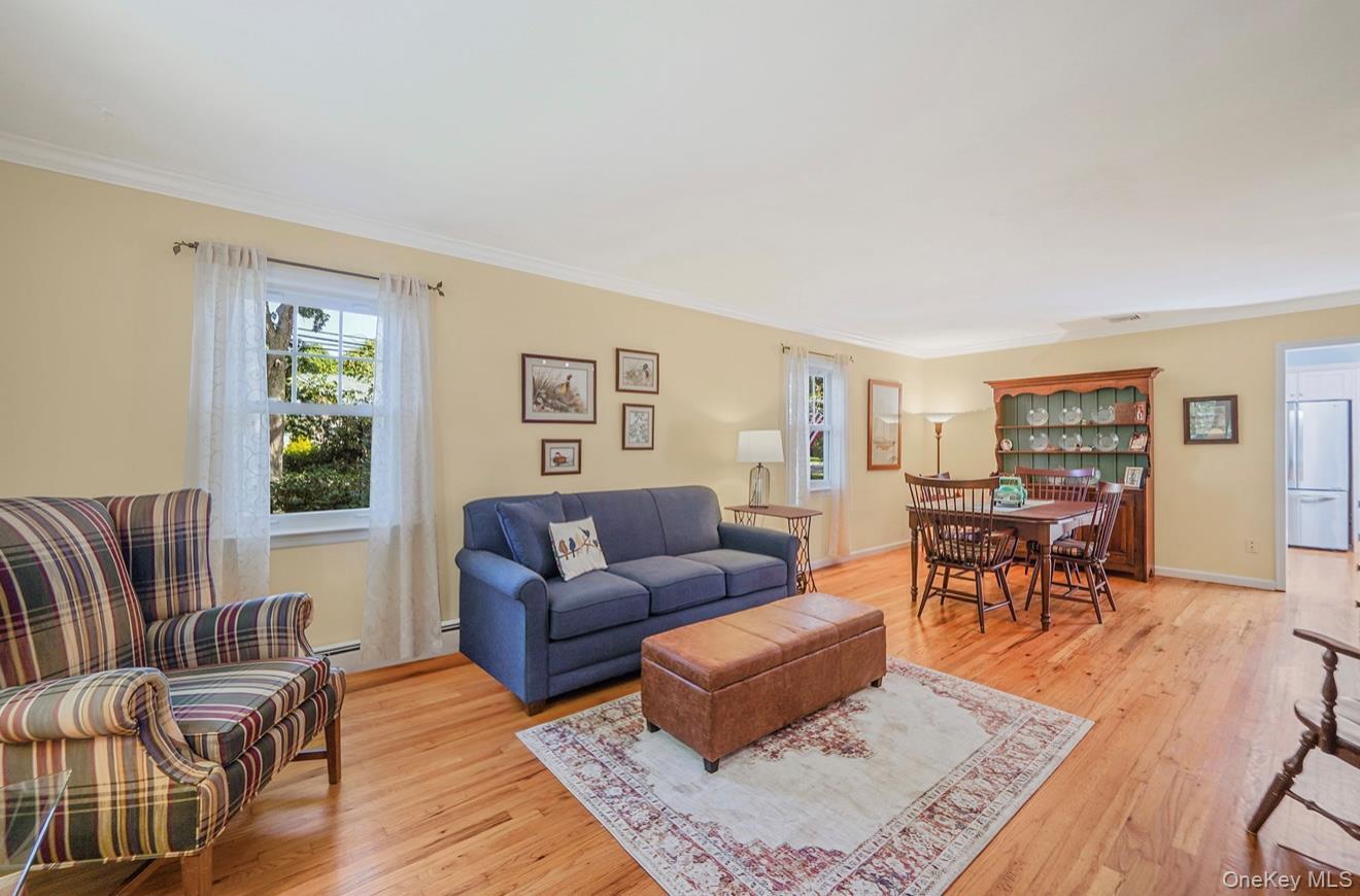 Single Family Head Of The Neck  Suffolk County, NY 11713, MLS-924598-13