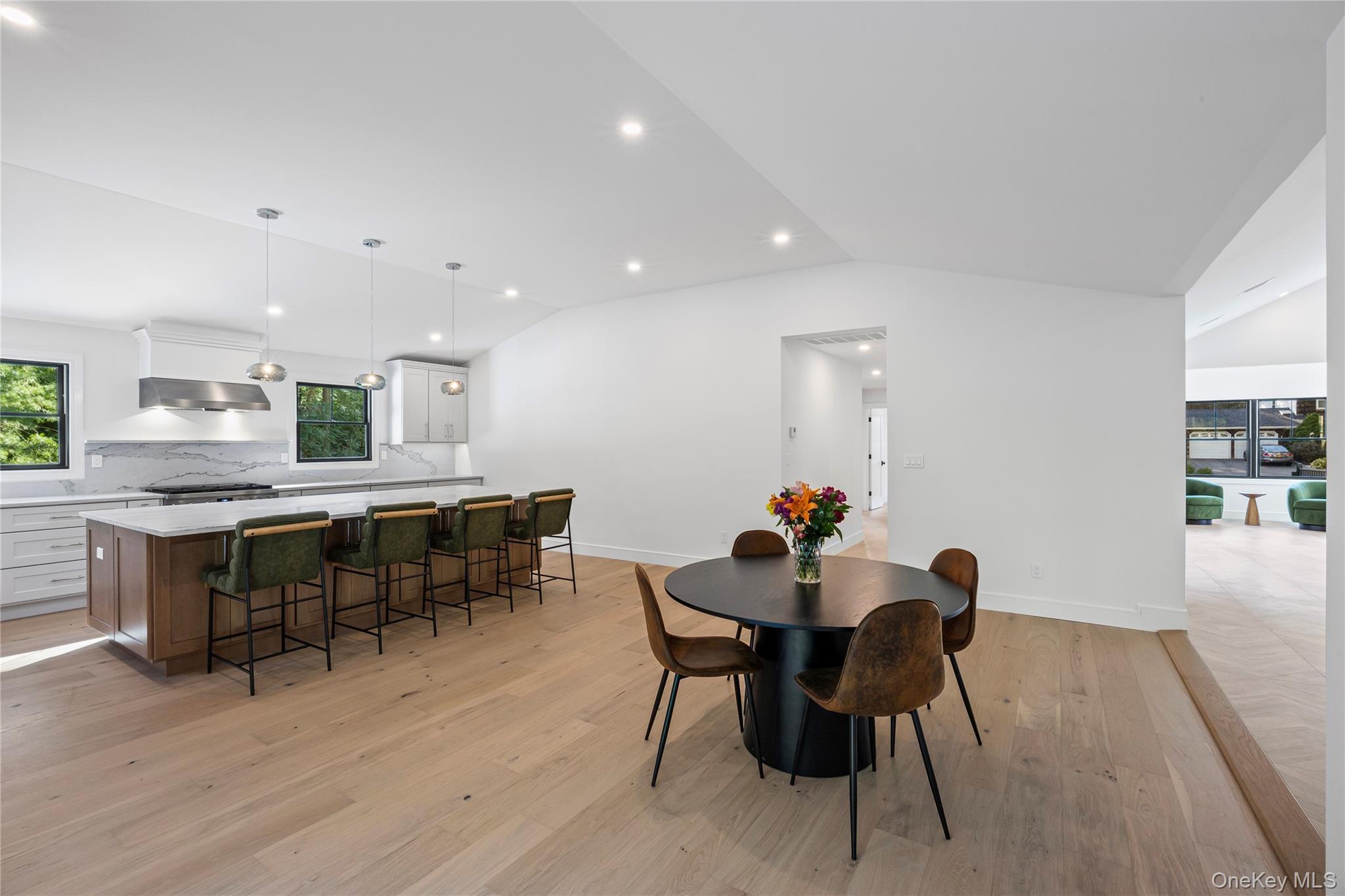 Single Family Seward Suffolk County, NY 11746, MLS-924617-26