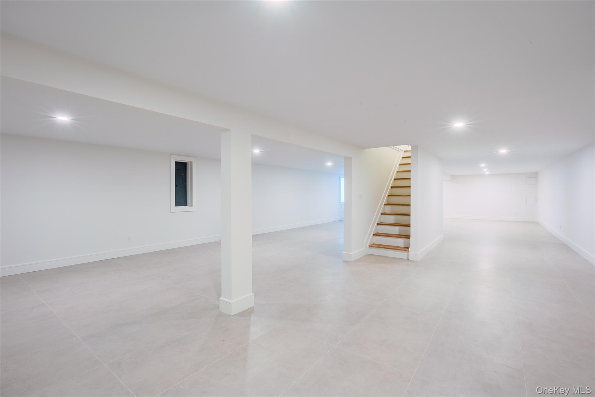 Single Family Seward Suffolk County, NY 11746, MLS-924617-41