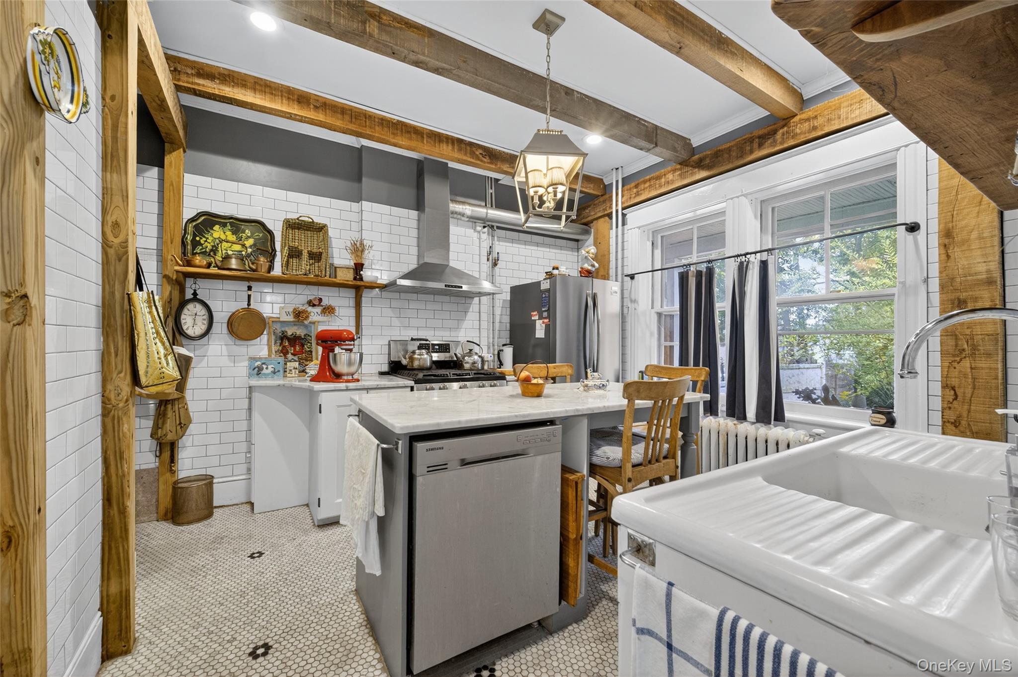 Single Family Hamilton  Dutchess County, NY 12601, MLS-924642-17