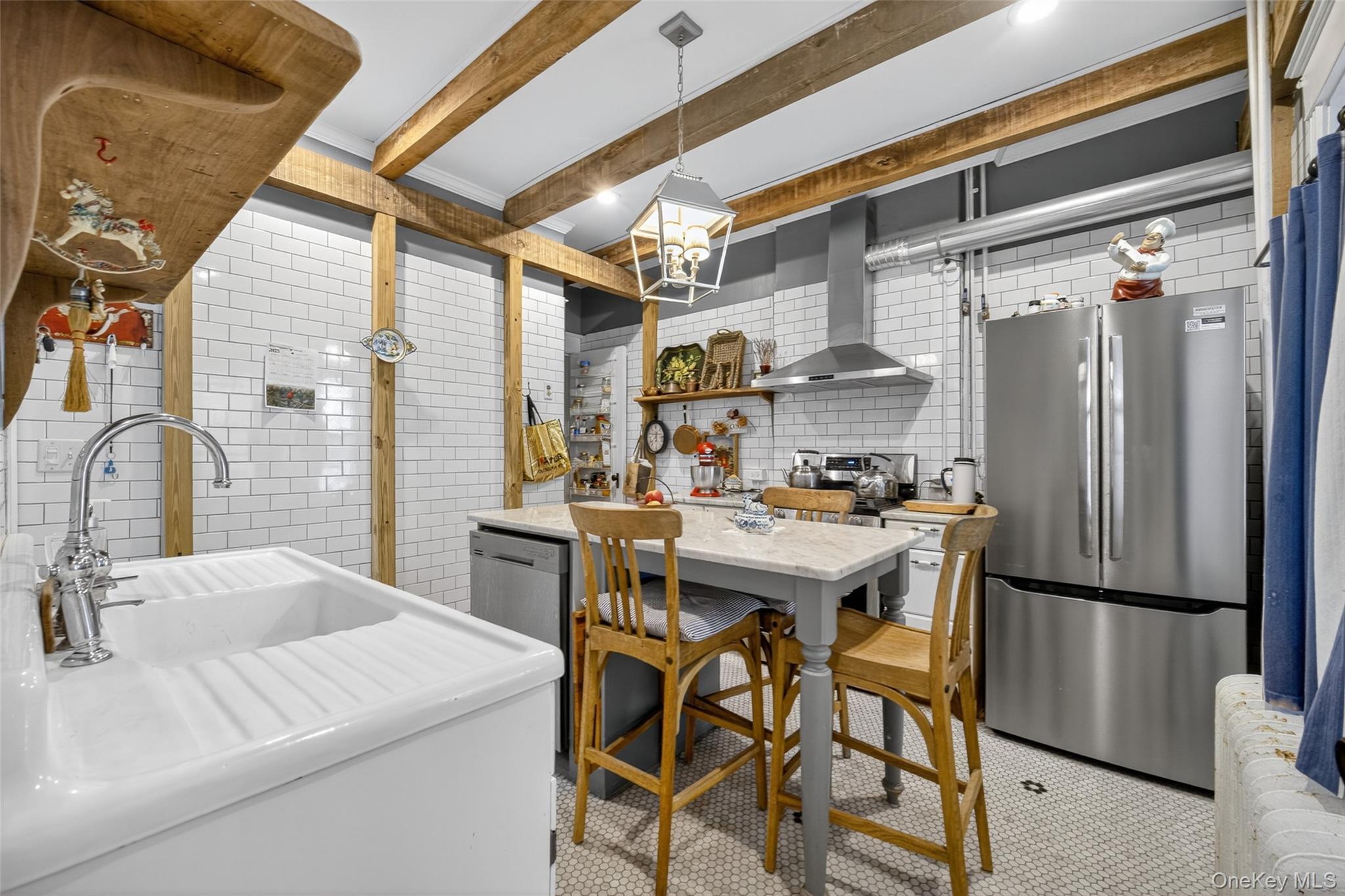 Single Family Hamilton  Dutchess County, NY 12601, MLS-924642-21