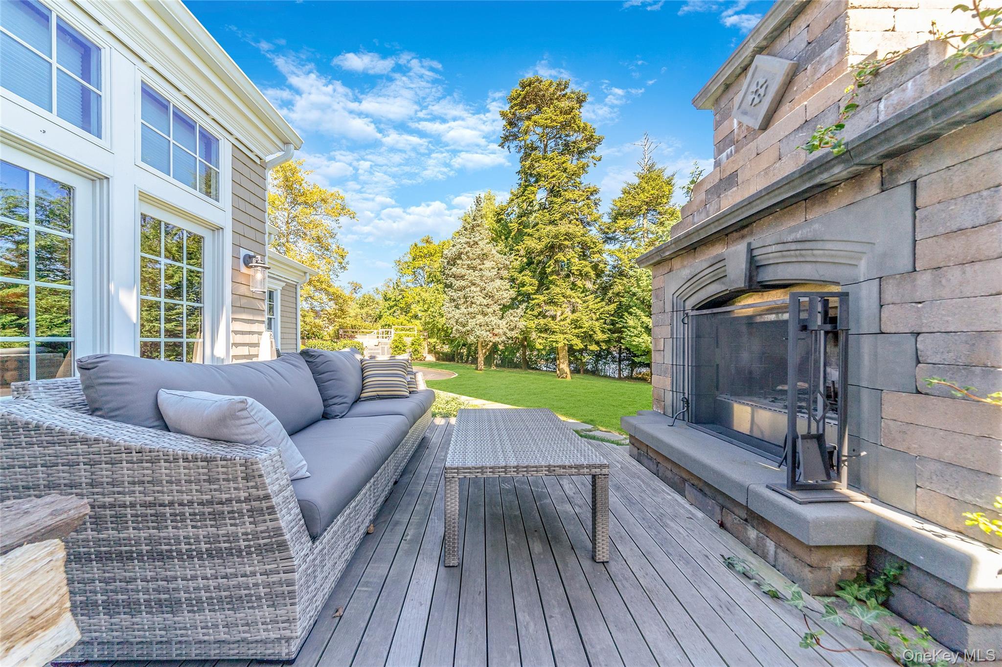 Single Family Maple Suffolk County, NY 11751, MLS-924680-28