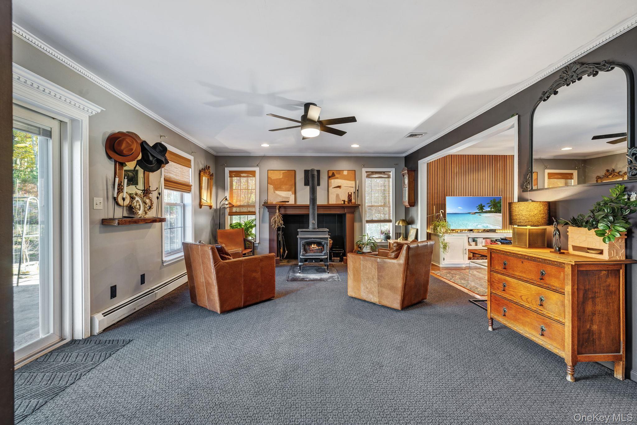 Single Family Oregon Ulster County, NY 12566, MLS-924697-18