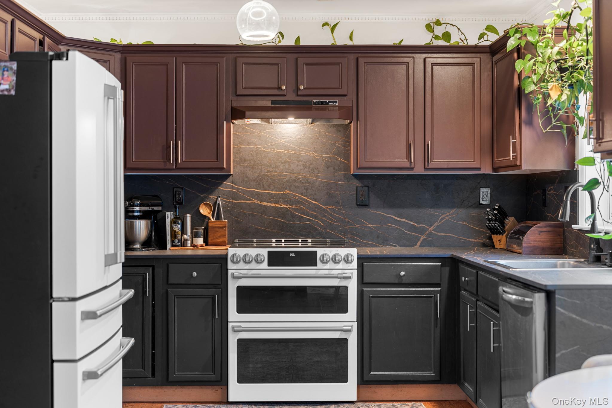 Single Family Oregon Ulster County, NY 12566, MLS-924697-22