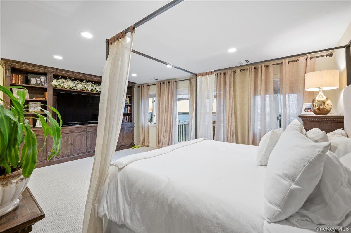 Single Family Brockmeyer Nassau County, NY 11758, MLS-924698-24