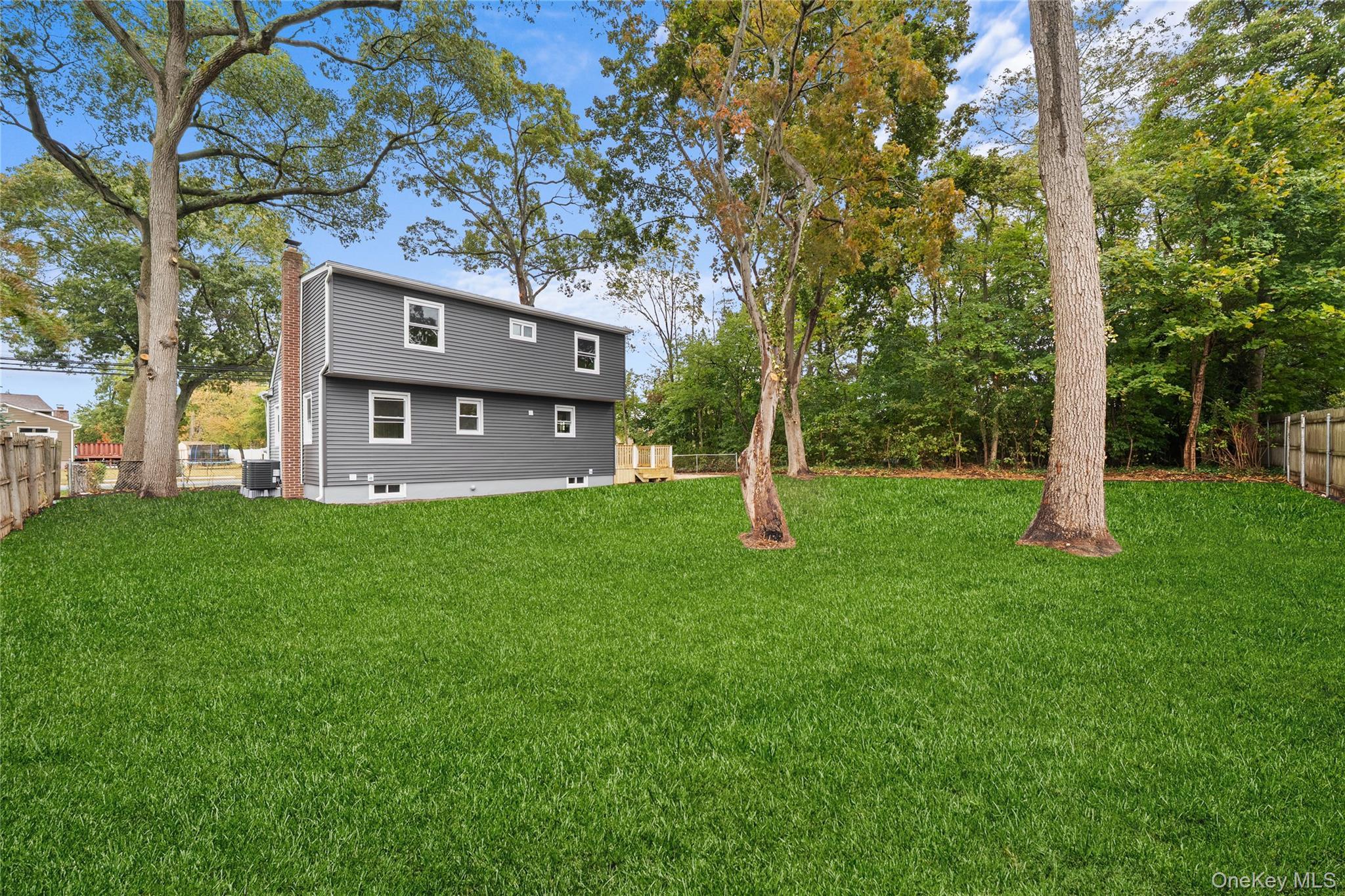 Single Family Phelps  Suffolk County, NY 11703, MLS-924704-21