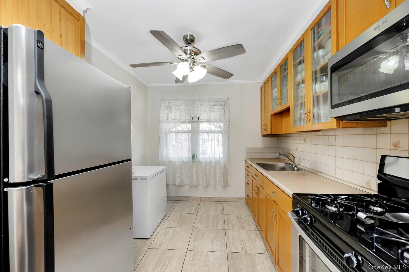 Single Family 69th  Queens, NY 11379, MLS-924712-12