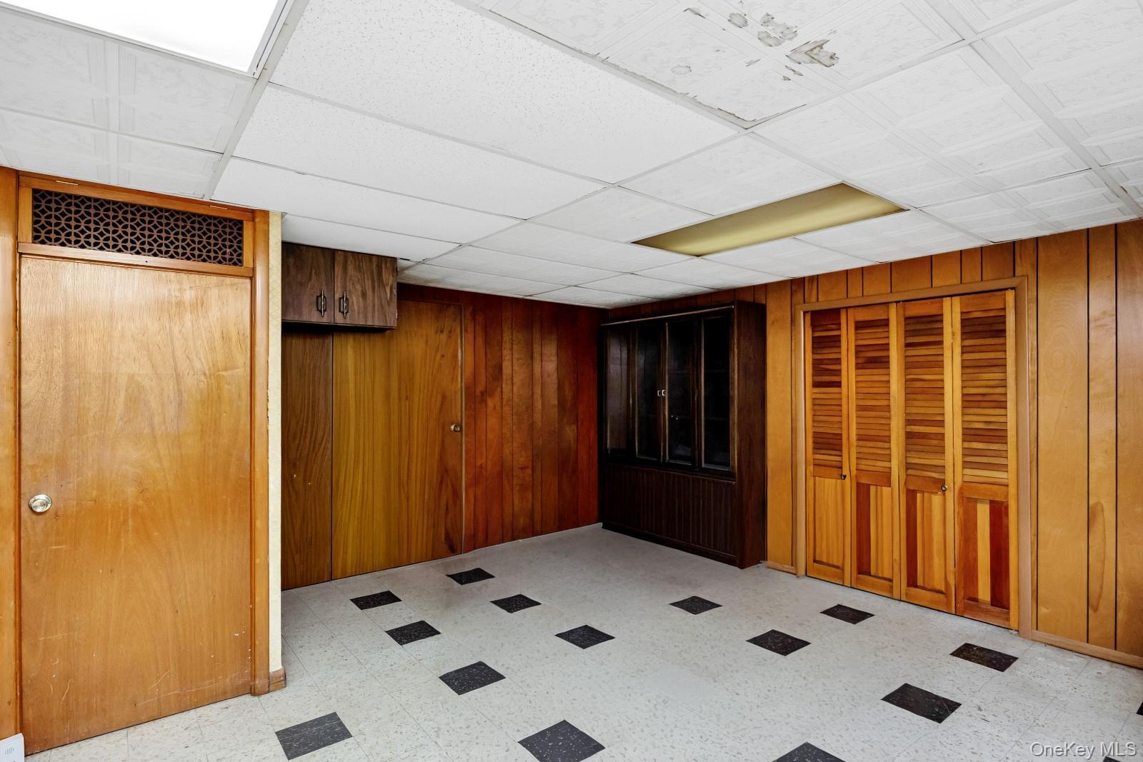 Single Family 69th  Queens, NY 11379, MLS-924712-18