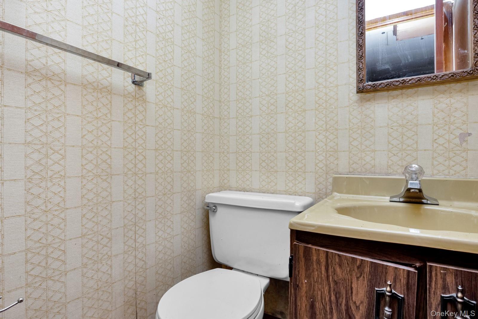 Single Family 69th  Queens, NY 11379, MLS-924712-20