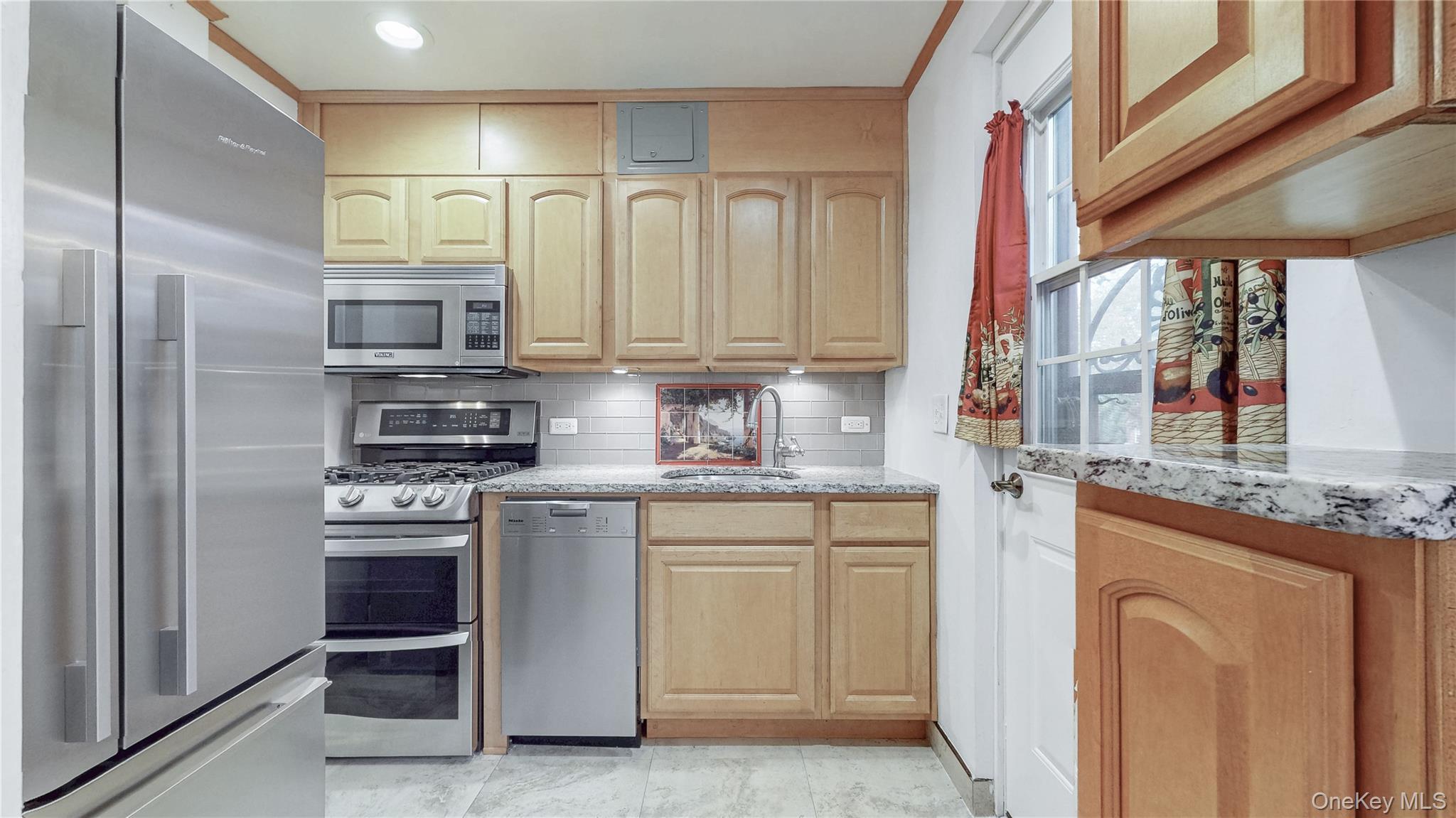 Coop Charter Road  Queens, NY 11435, MLS-924716-10