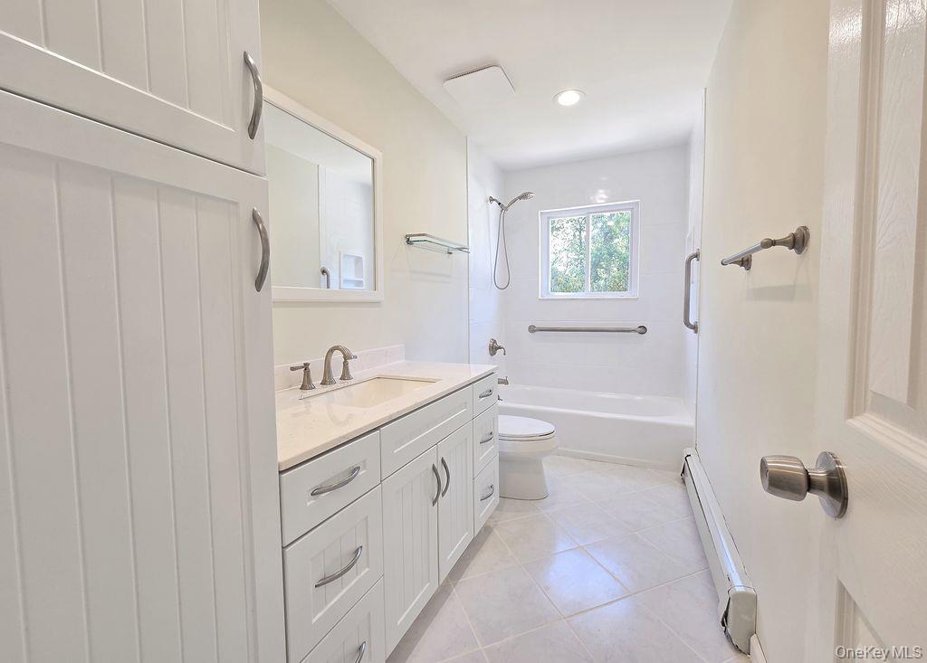 Single Family Skylark  Suffolk County, NY 11742, MLS-924747-8