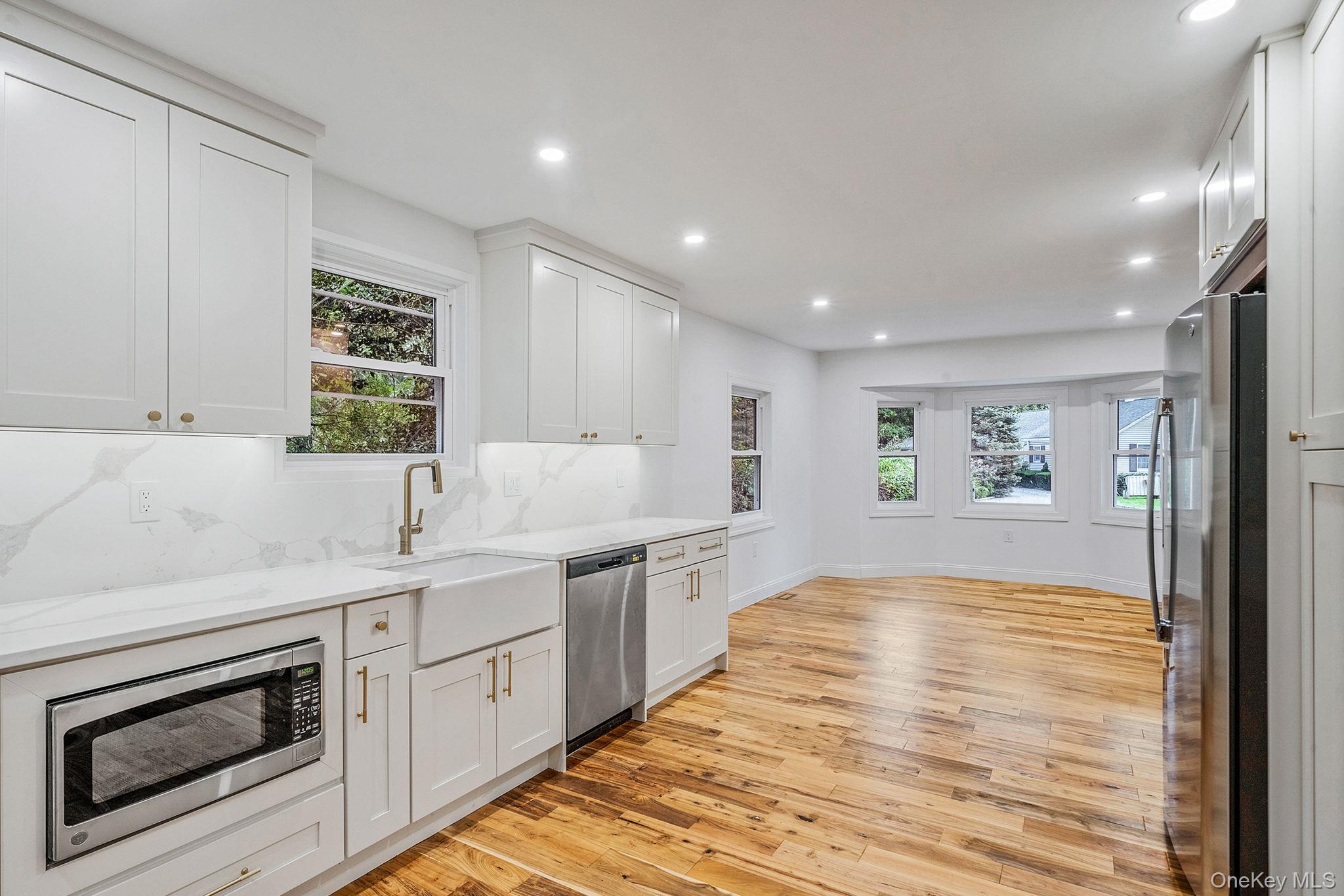 Single Family Connetquot  Suffolk County, NY 11769, MLS-924751-22