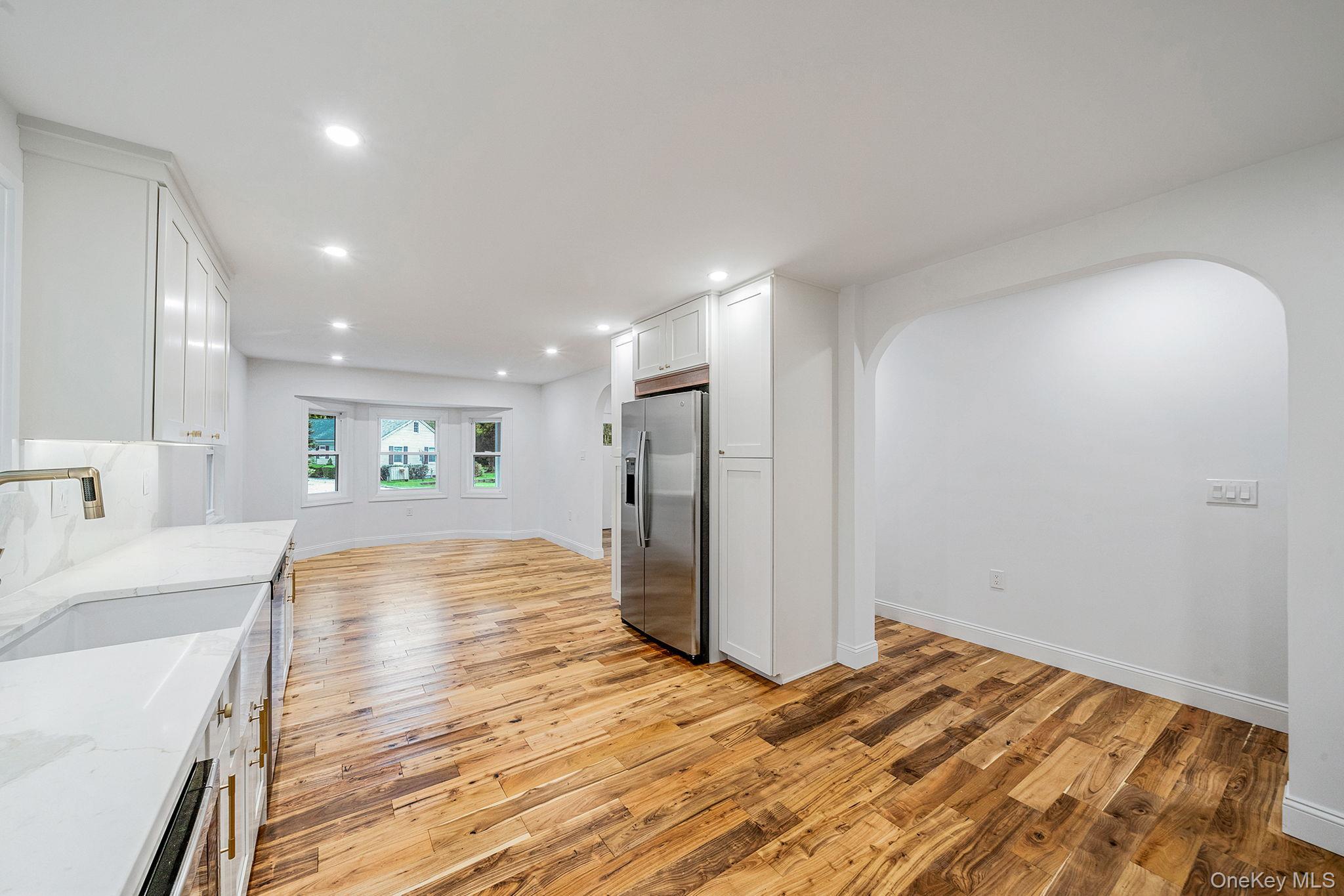 Single Family Connetquot  Suffolk County, NY 11769, MLS-924751-23